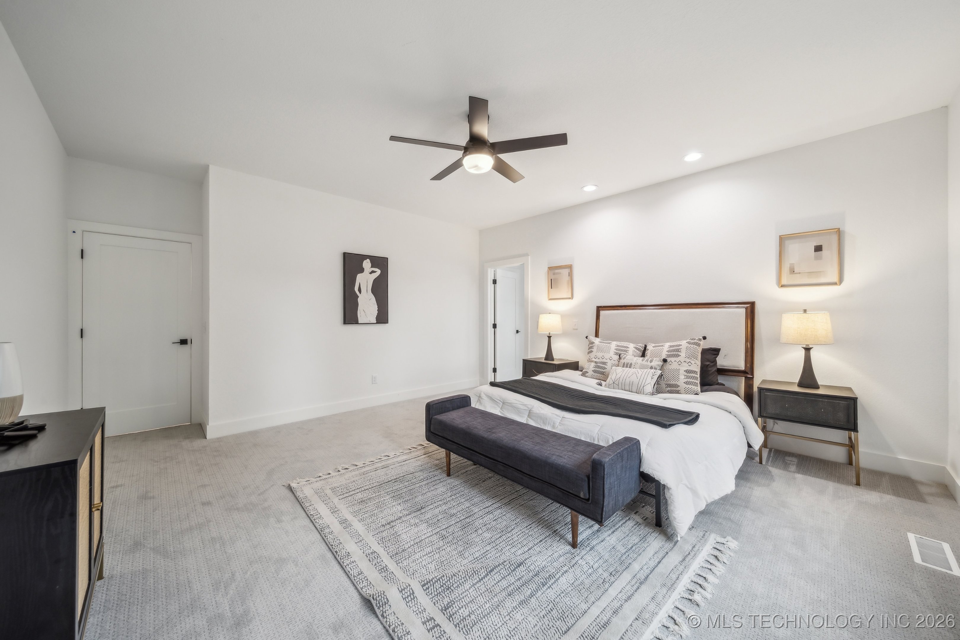 6601 S 5th Avenue Property Photo 29