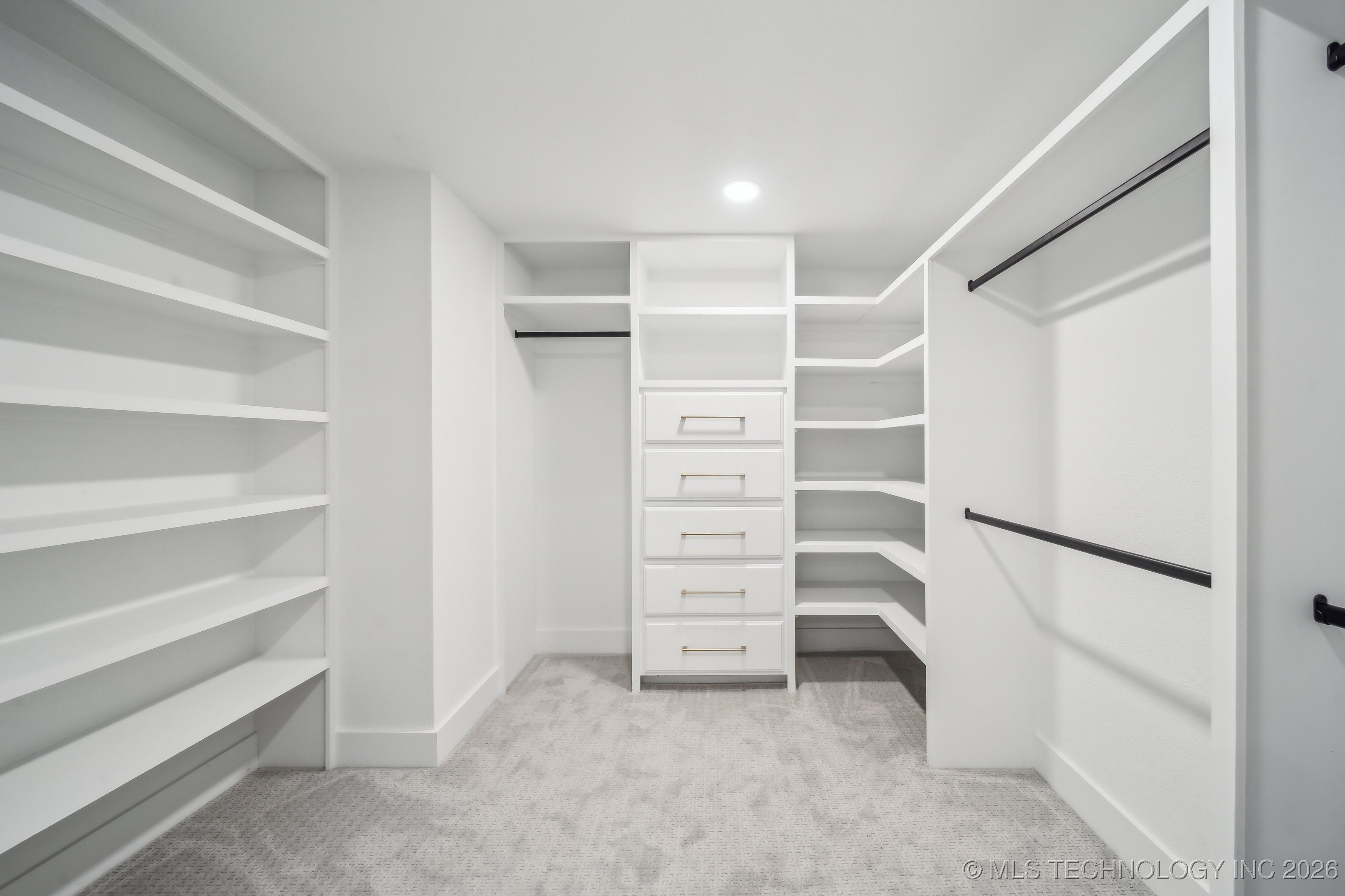 6601 S 5th Avenue Property Photo 34