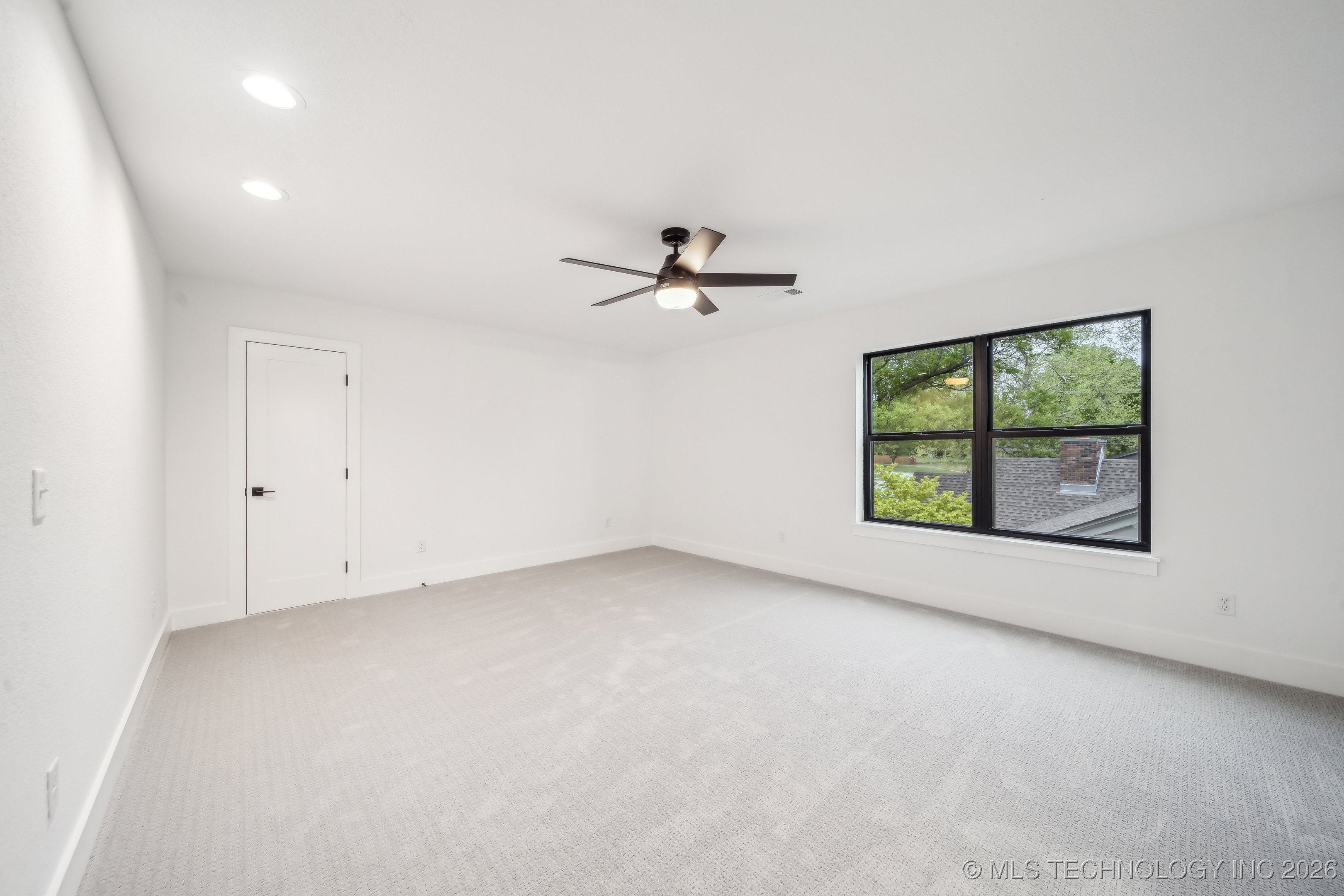 6601 S 5th Avenue Property Photo 43