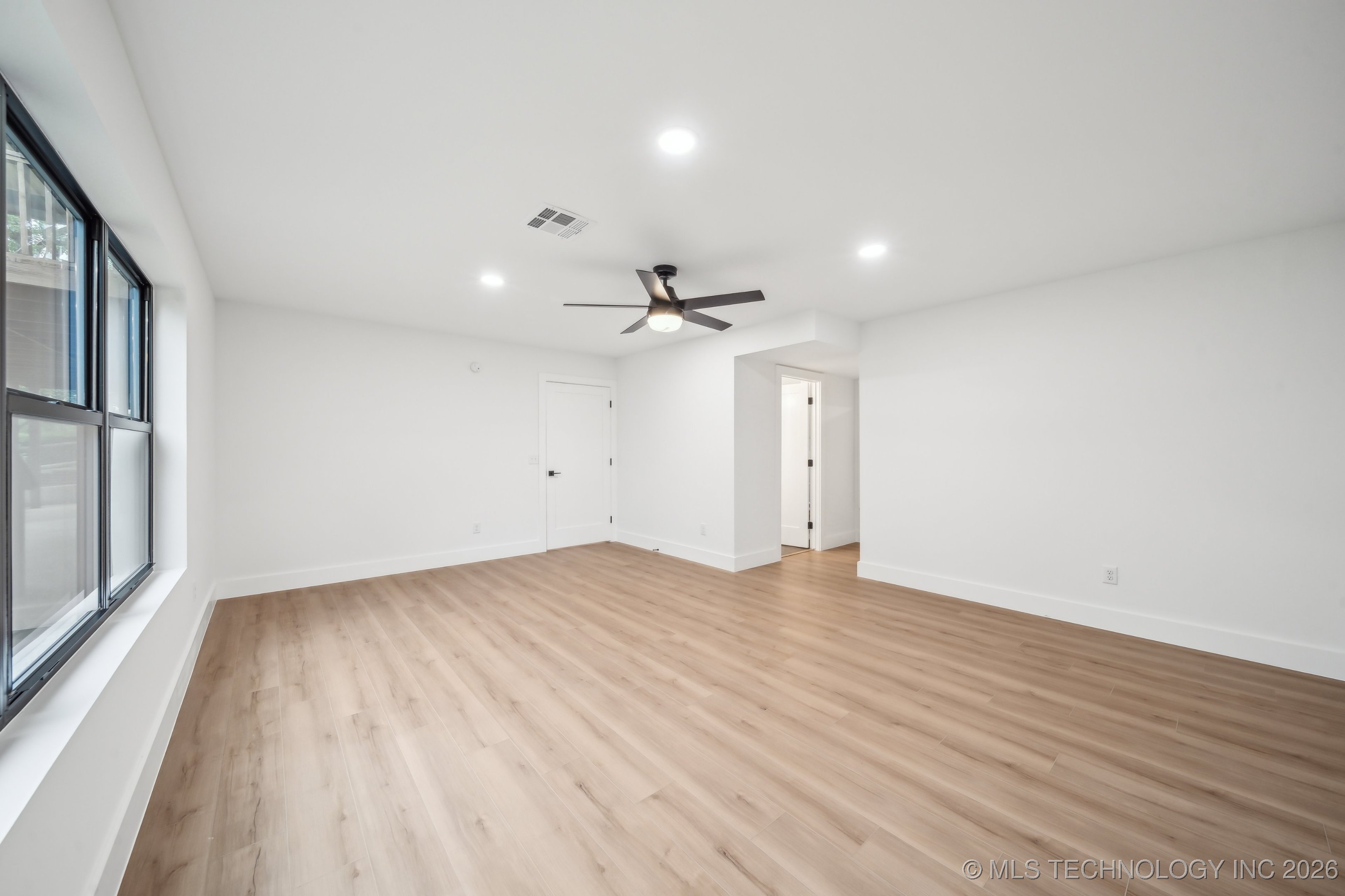 6601 S 5th Avenue Property Photo 55