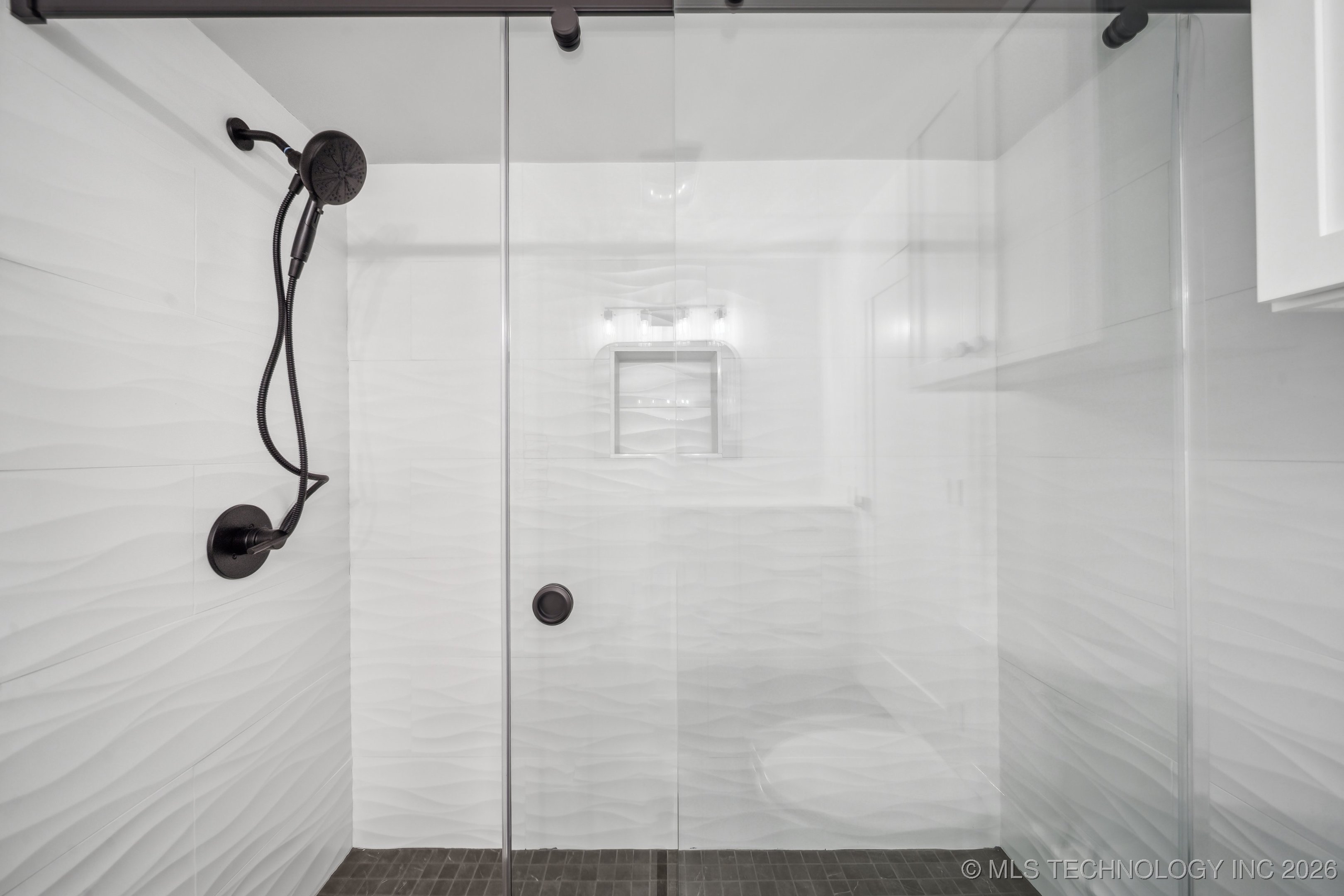 6601 S 5th Avenue Property Photo 58