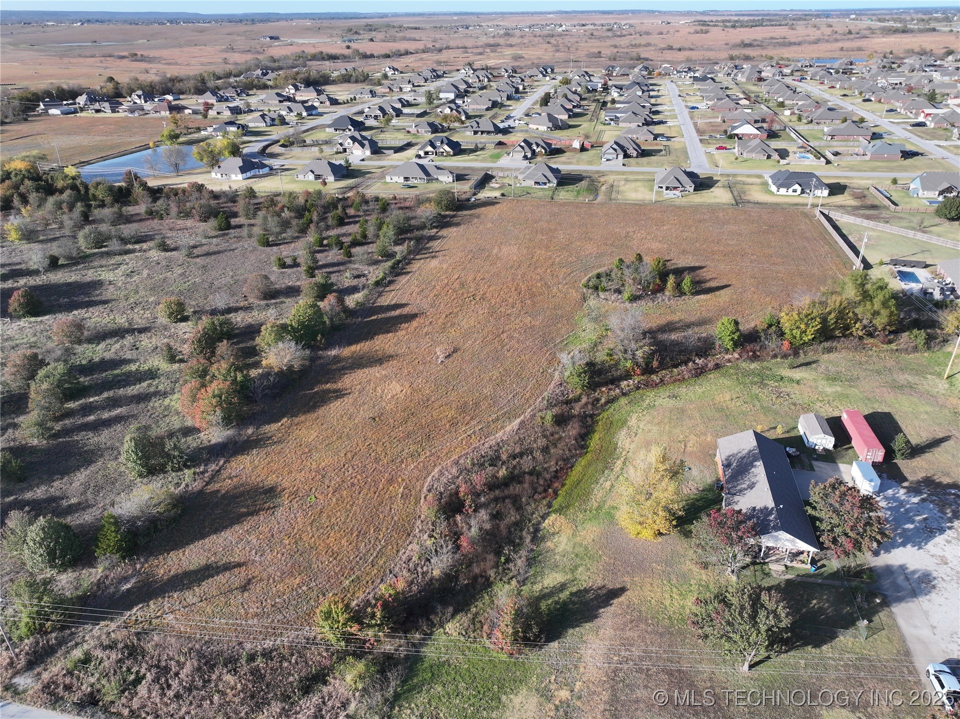 3855 E 126th Street North Property Photo 2