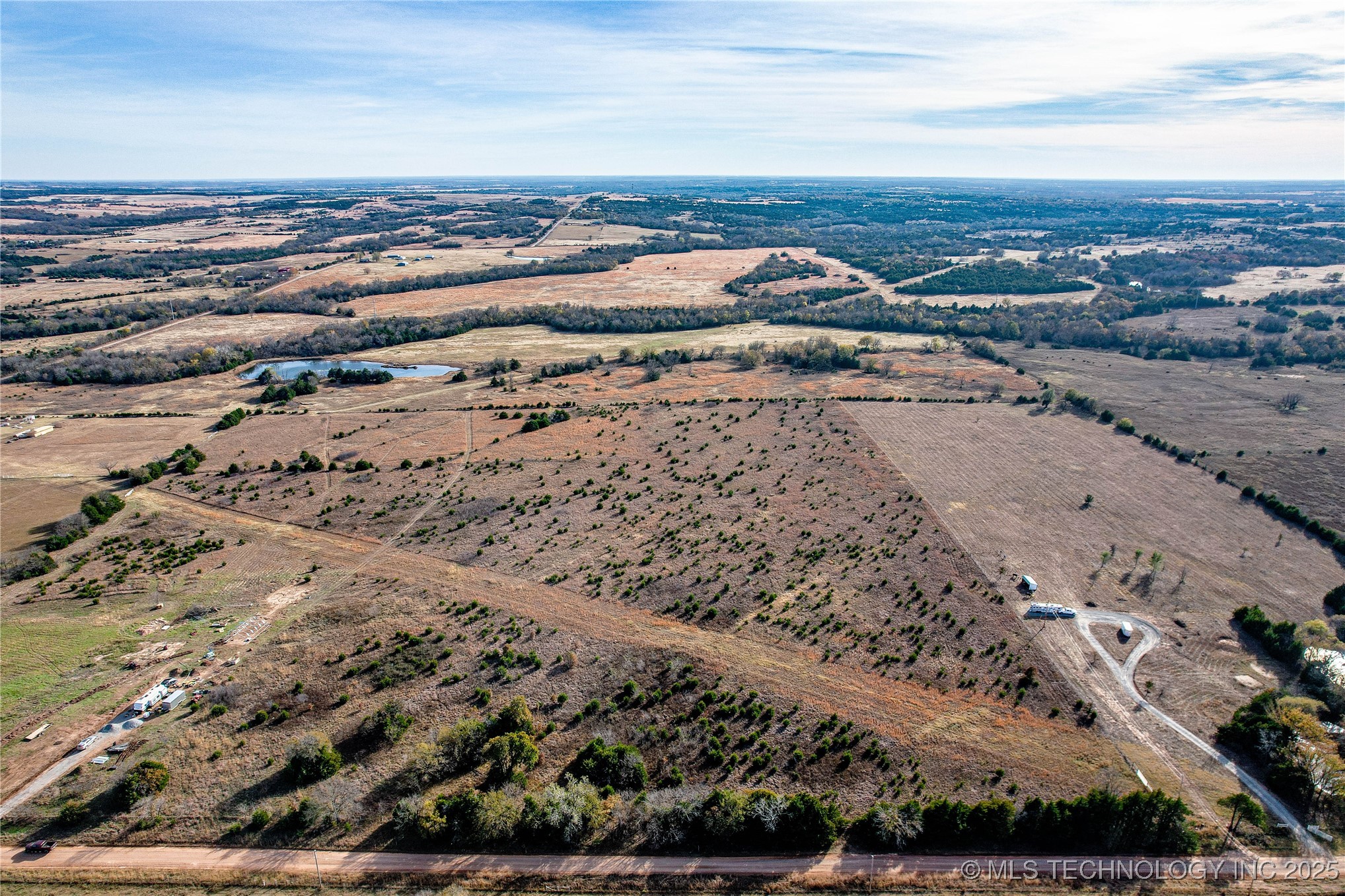 000 E 760 Road Property Photo 1