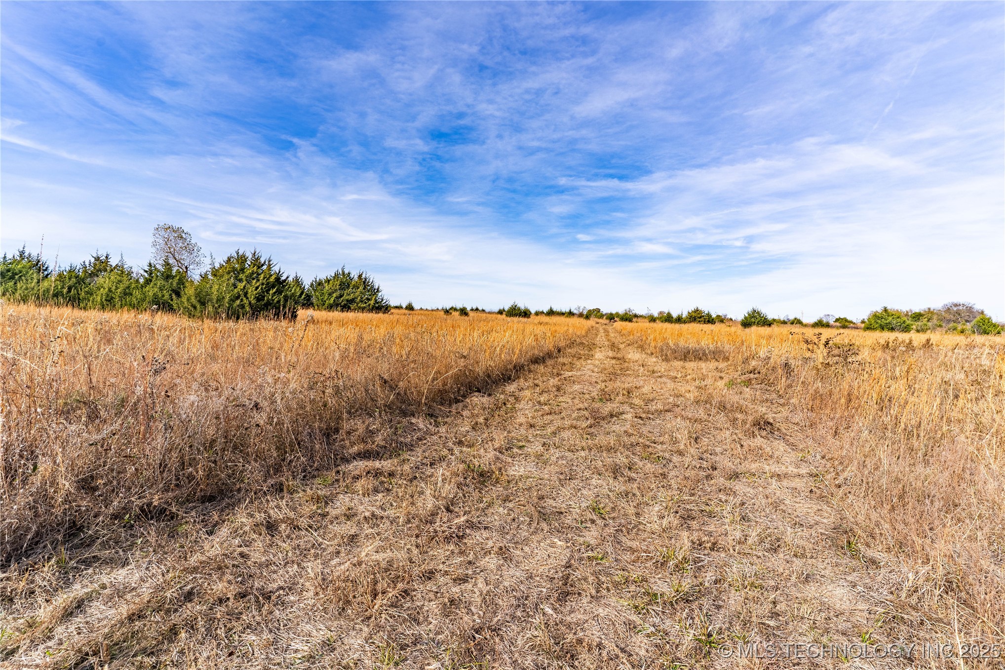 000 E 760 Road Property Photo 14