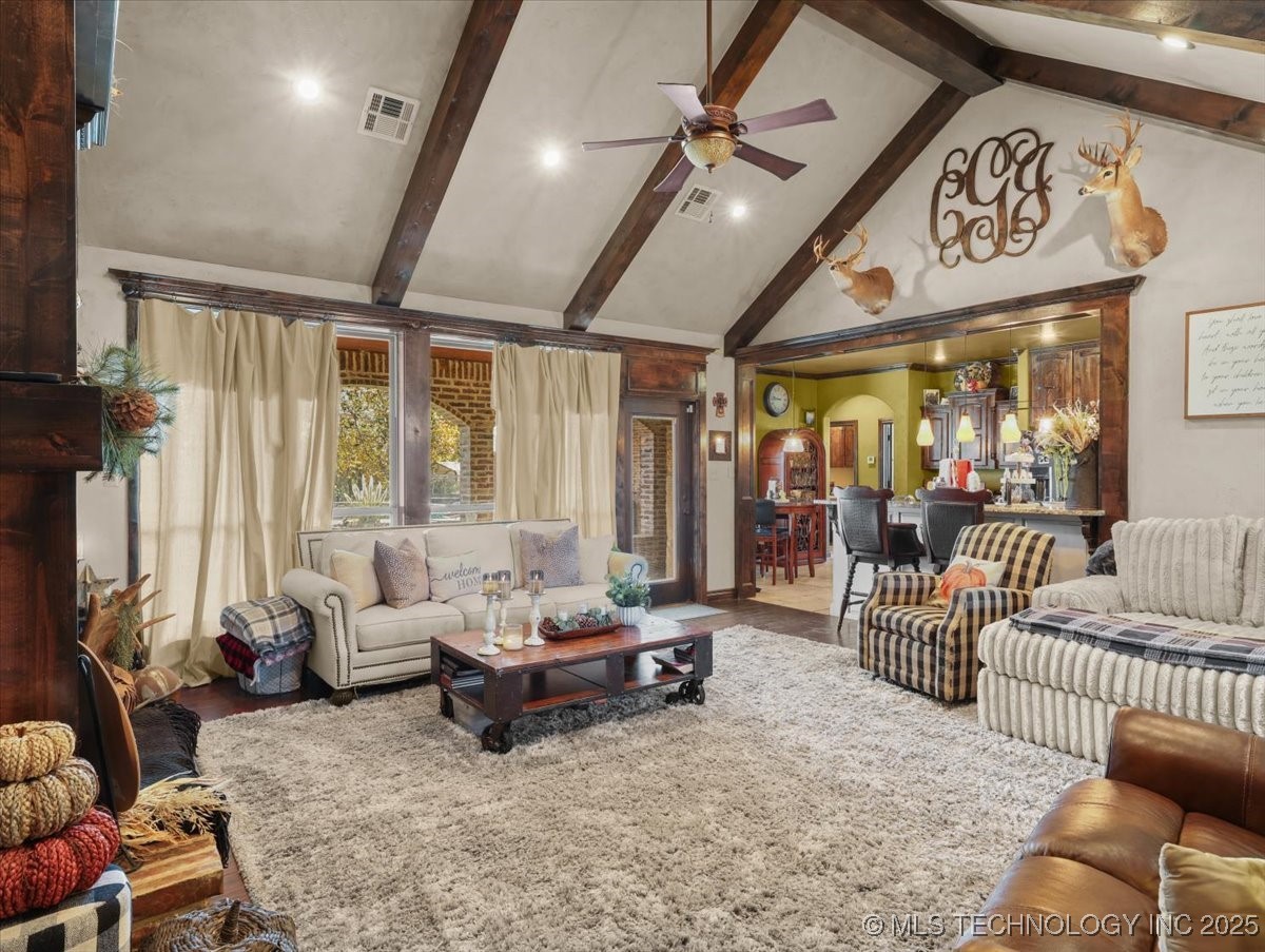 555 White Chimney Property Photo 11