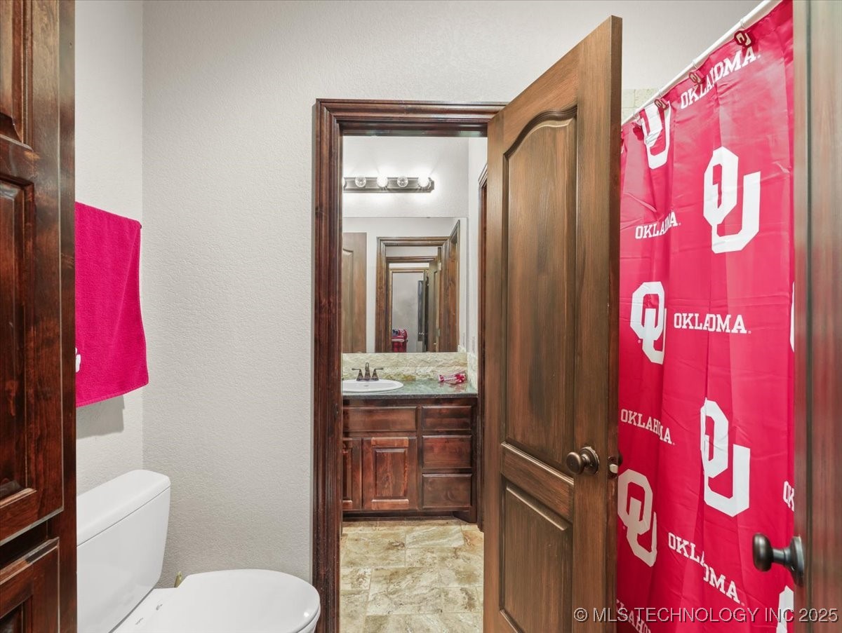 555 White Chimney Property Photo 22