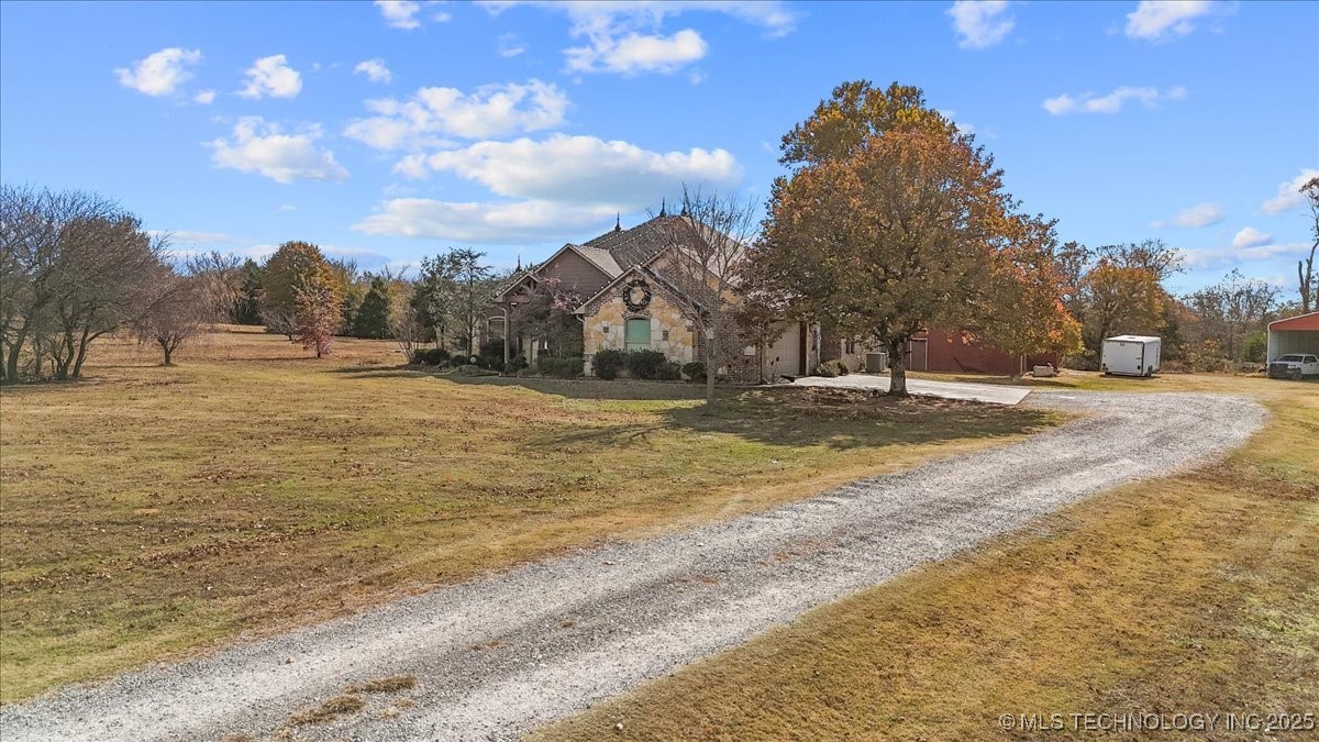 555 White Chimney Property Photo 62