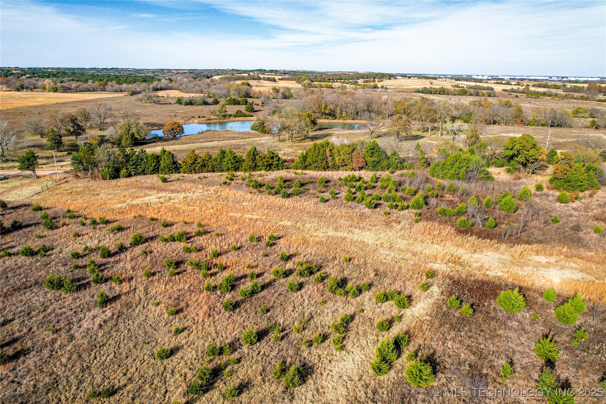 0000 E 760 Road Property Photo 3