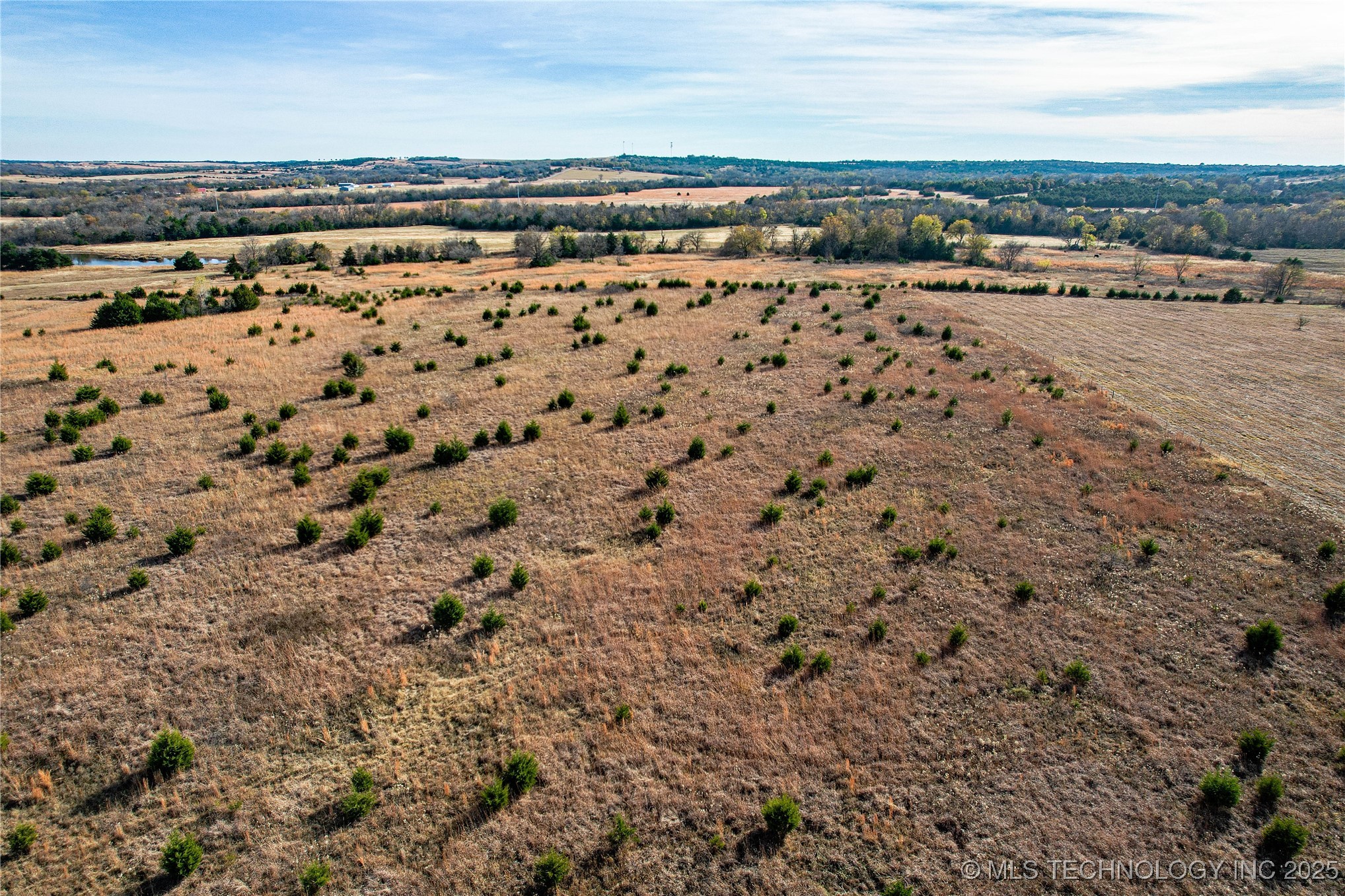 0000 E 760 Road Property Photo 4