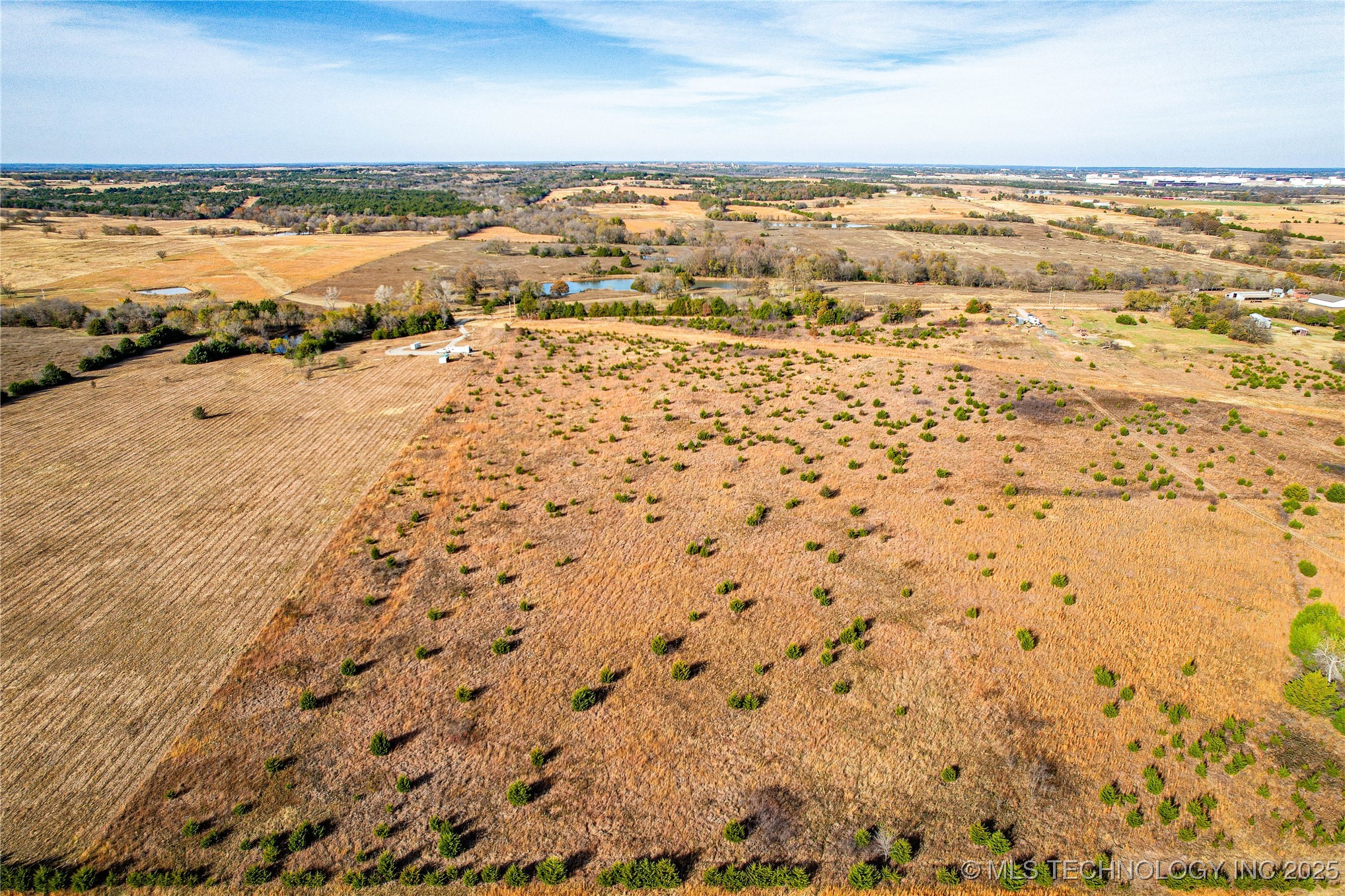 0000 E 760 Road Property Photo 6