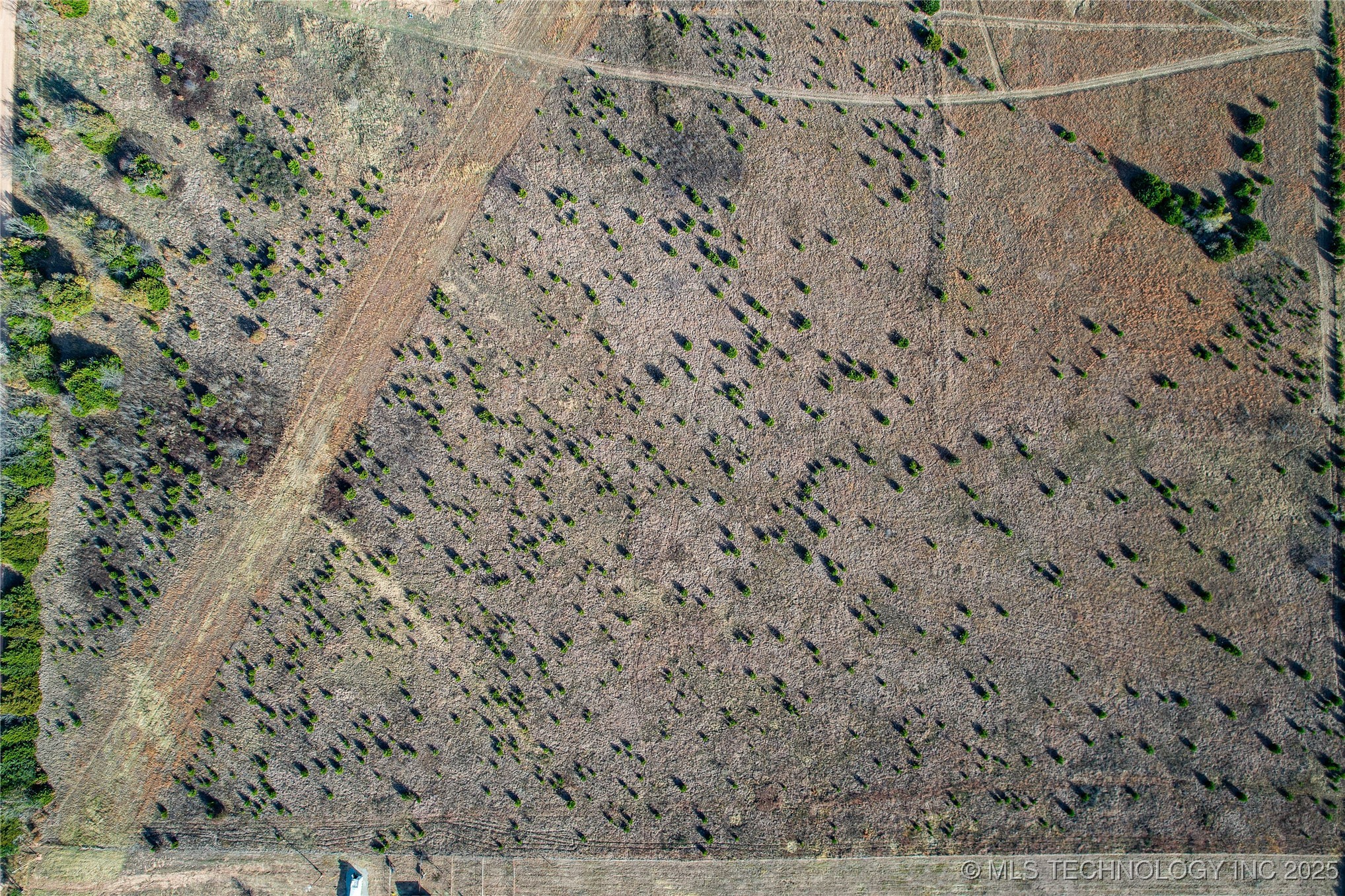 0000 E 760 Road Property Photo 7