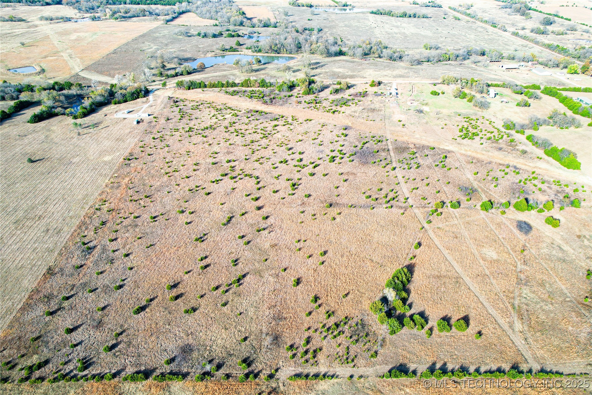 0000 E 760 Road Property Photo 11