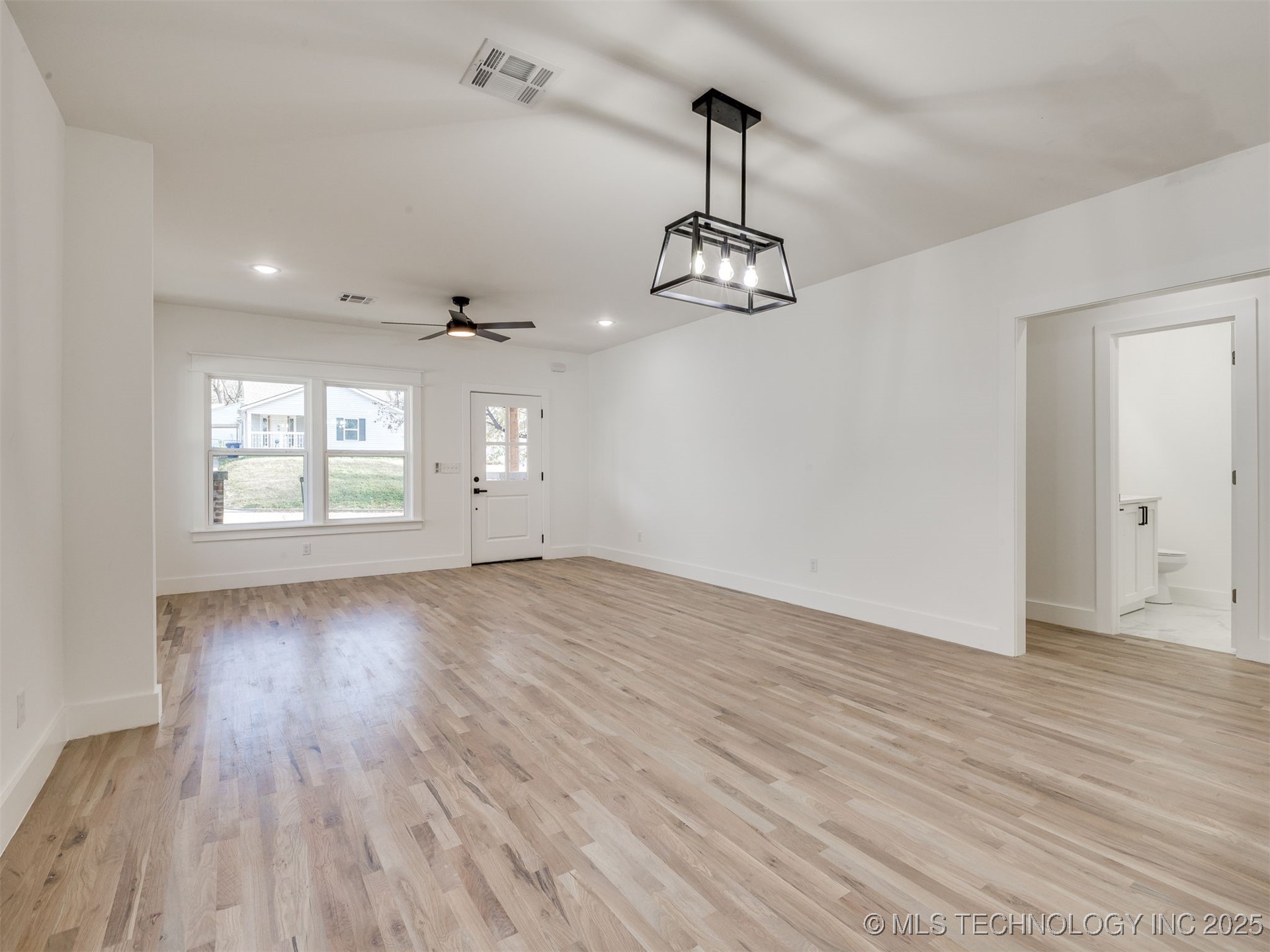 254 N Yukon Avenue Property Photo 10