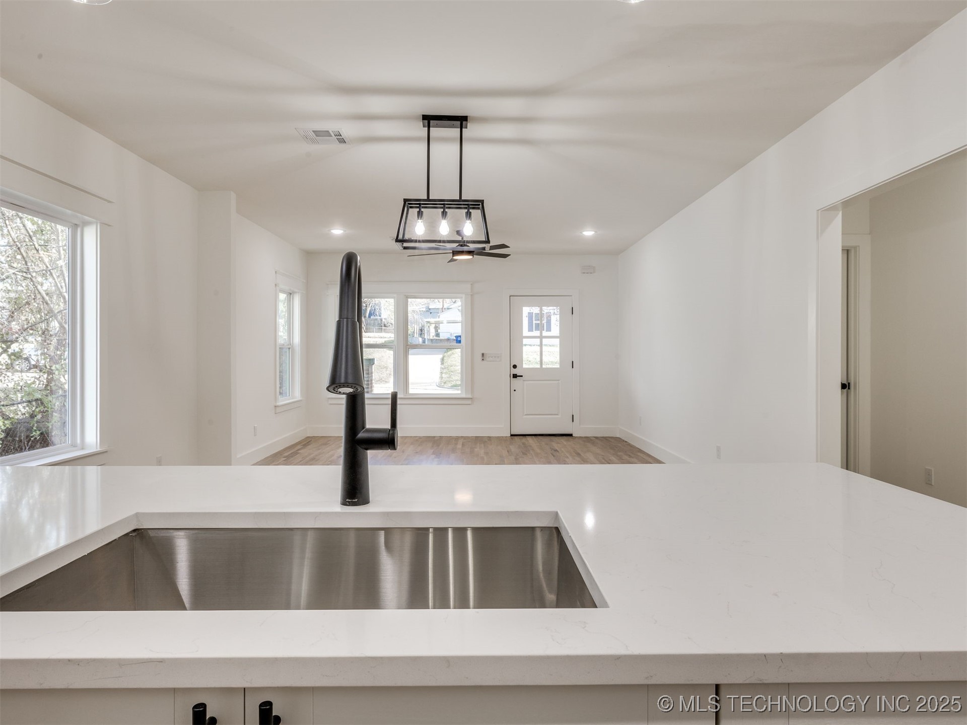 254 N Yukon Avenue Property Photo 21