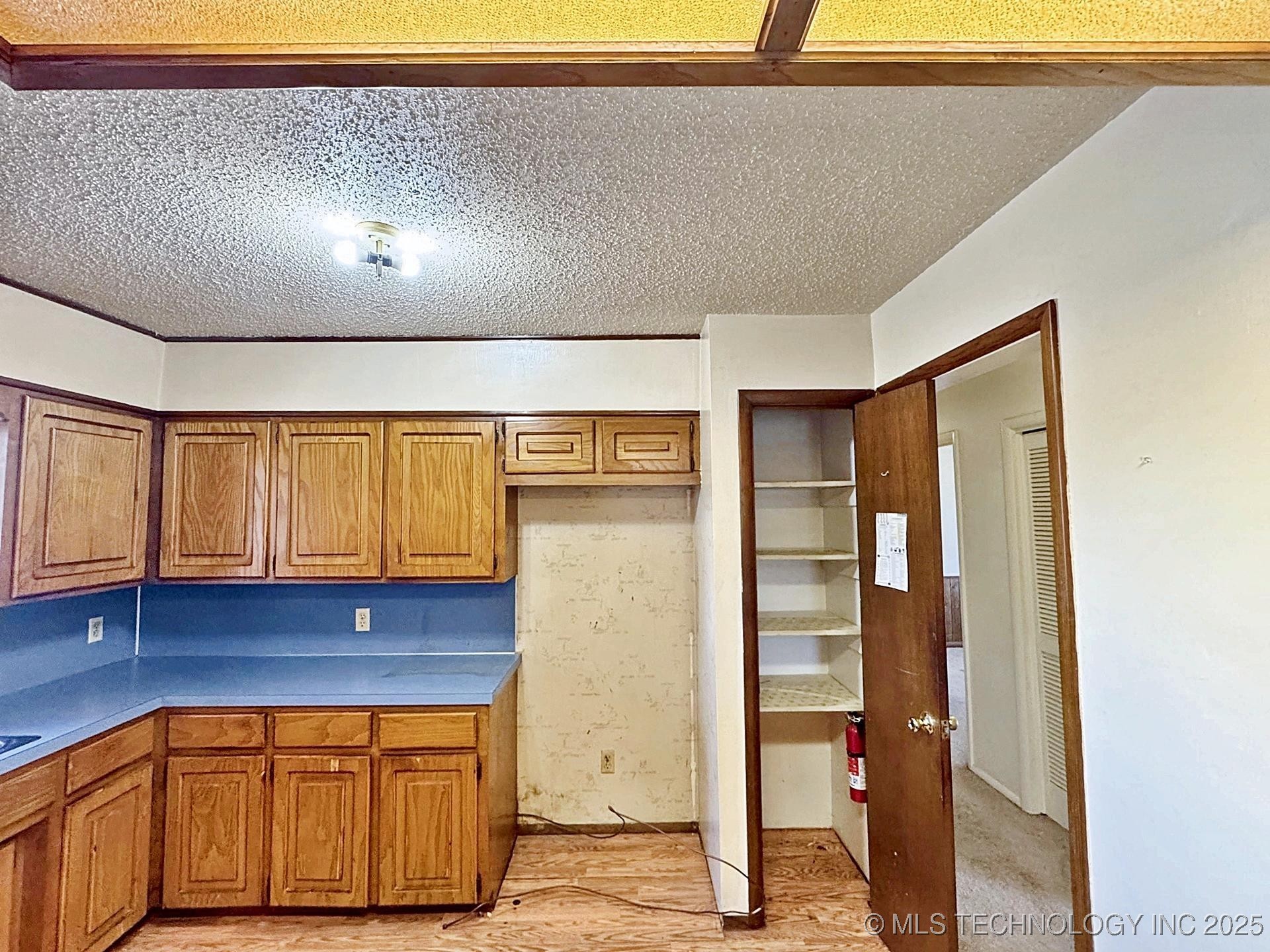 613 S Rodgers Street Property Photo 21