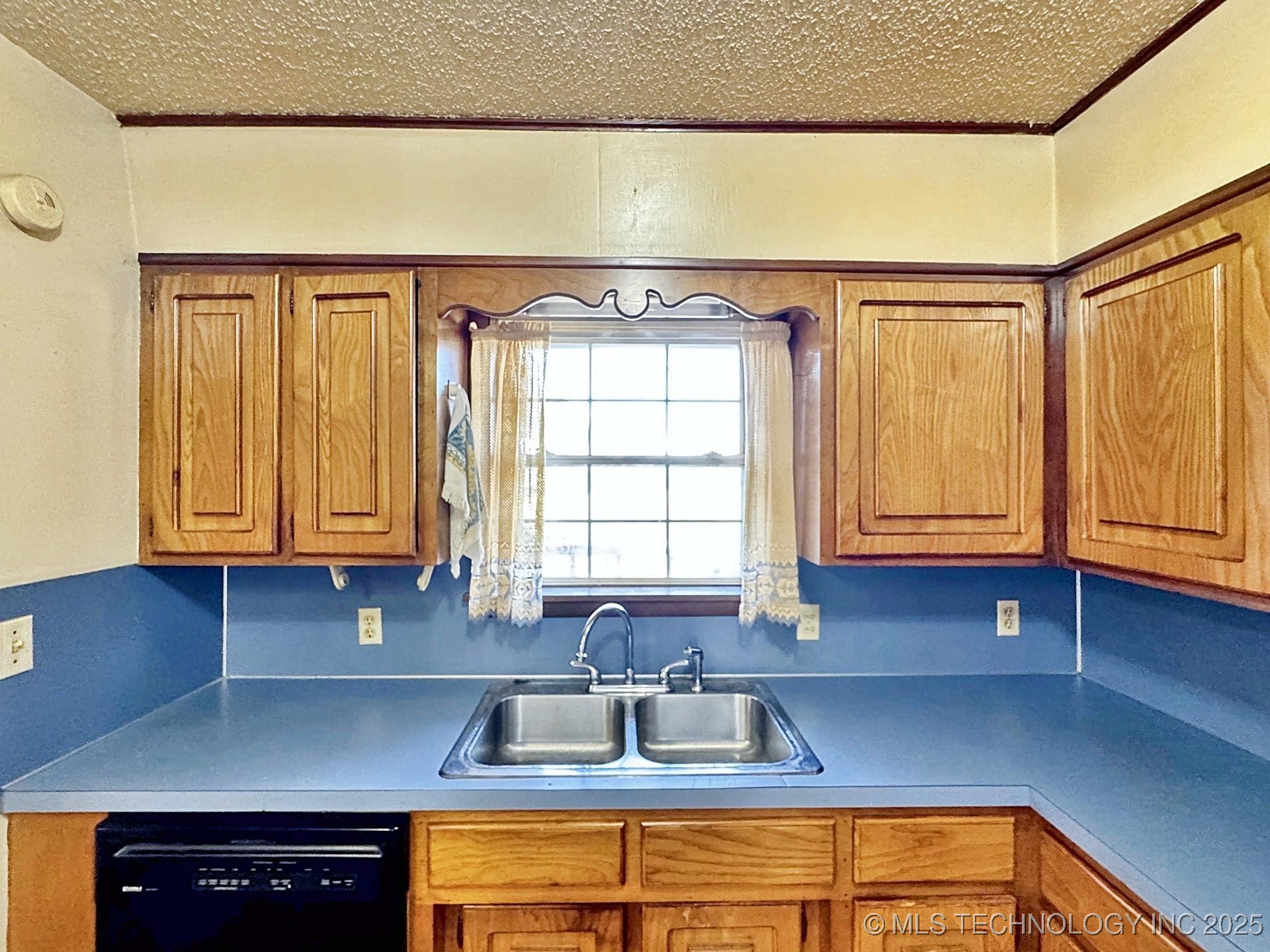 613 S Rodgers Street Property Photo 23