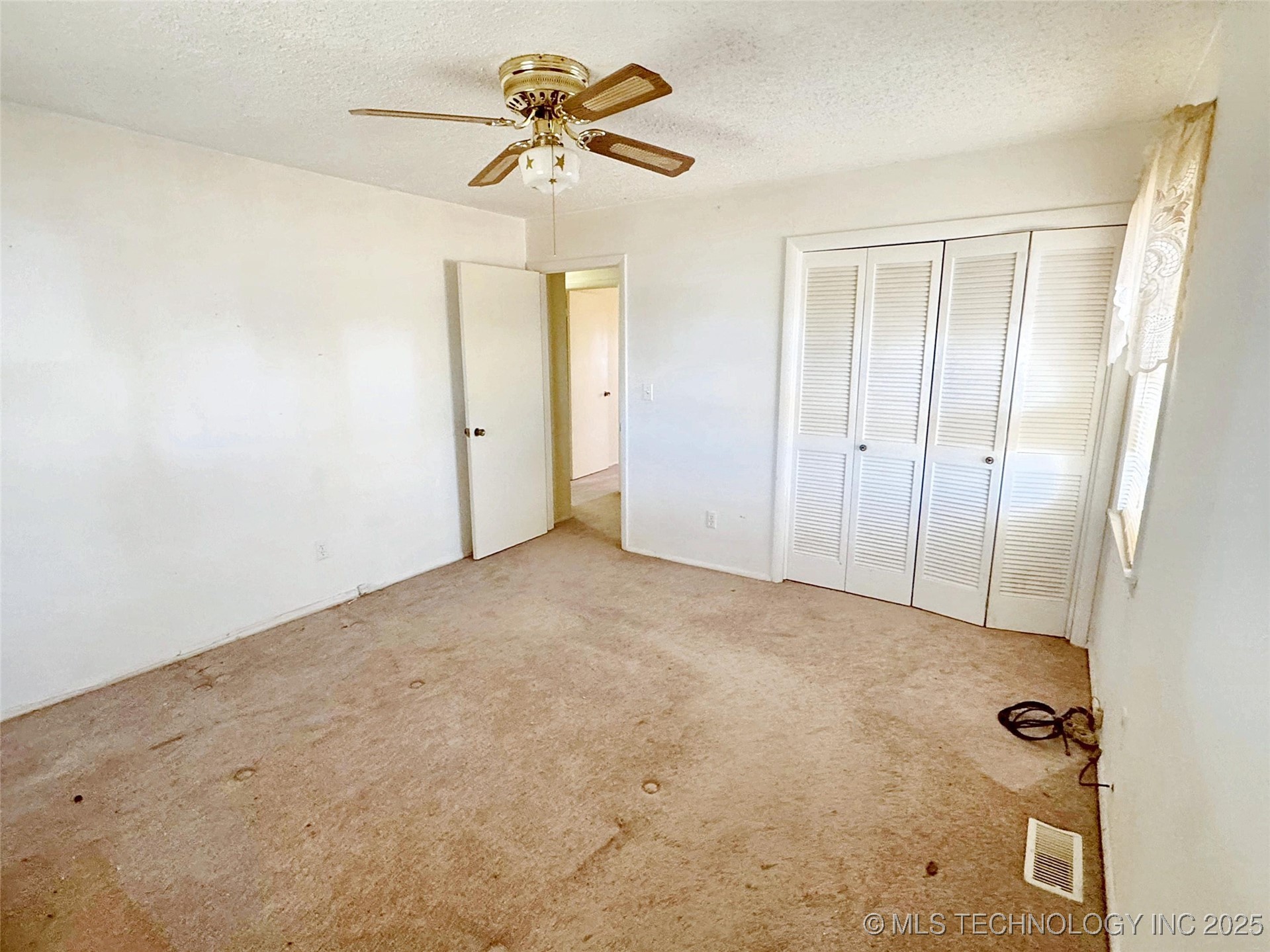 613 S Rodgers Street Property Photo 28