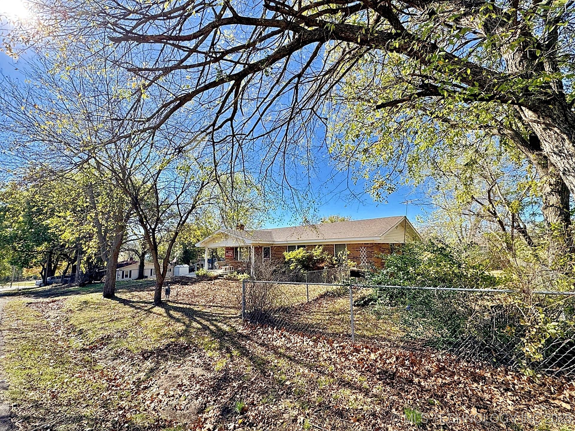 613 S Rodgers Street Property Photo 36