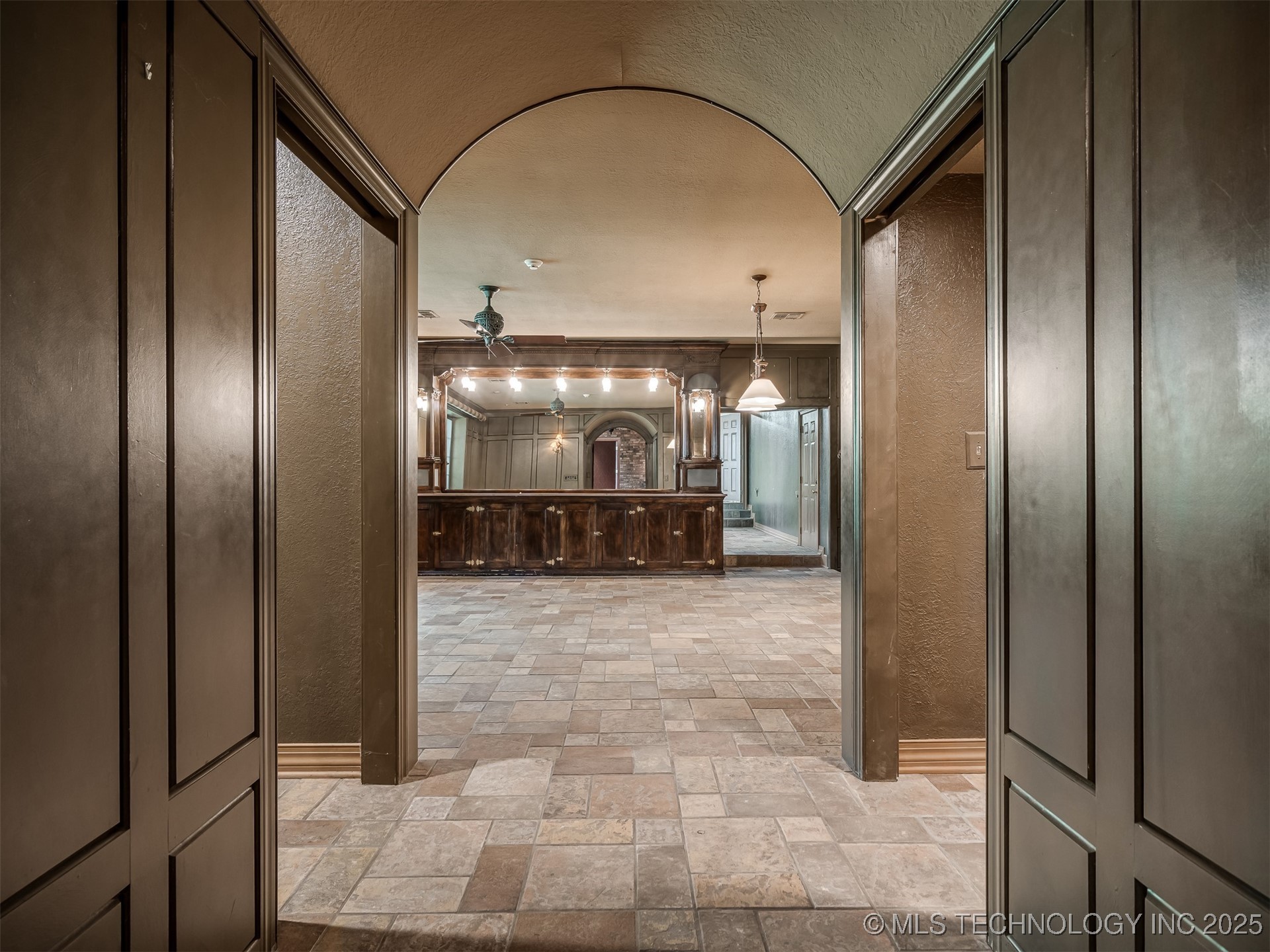 11475 S Yale Avenue Property Photo 13