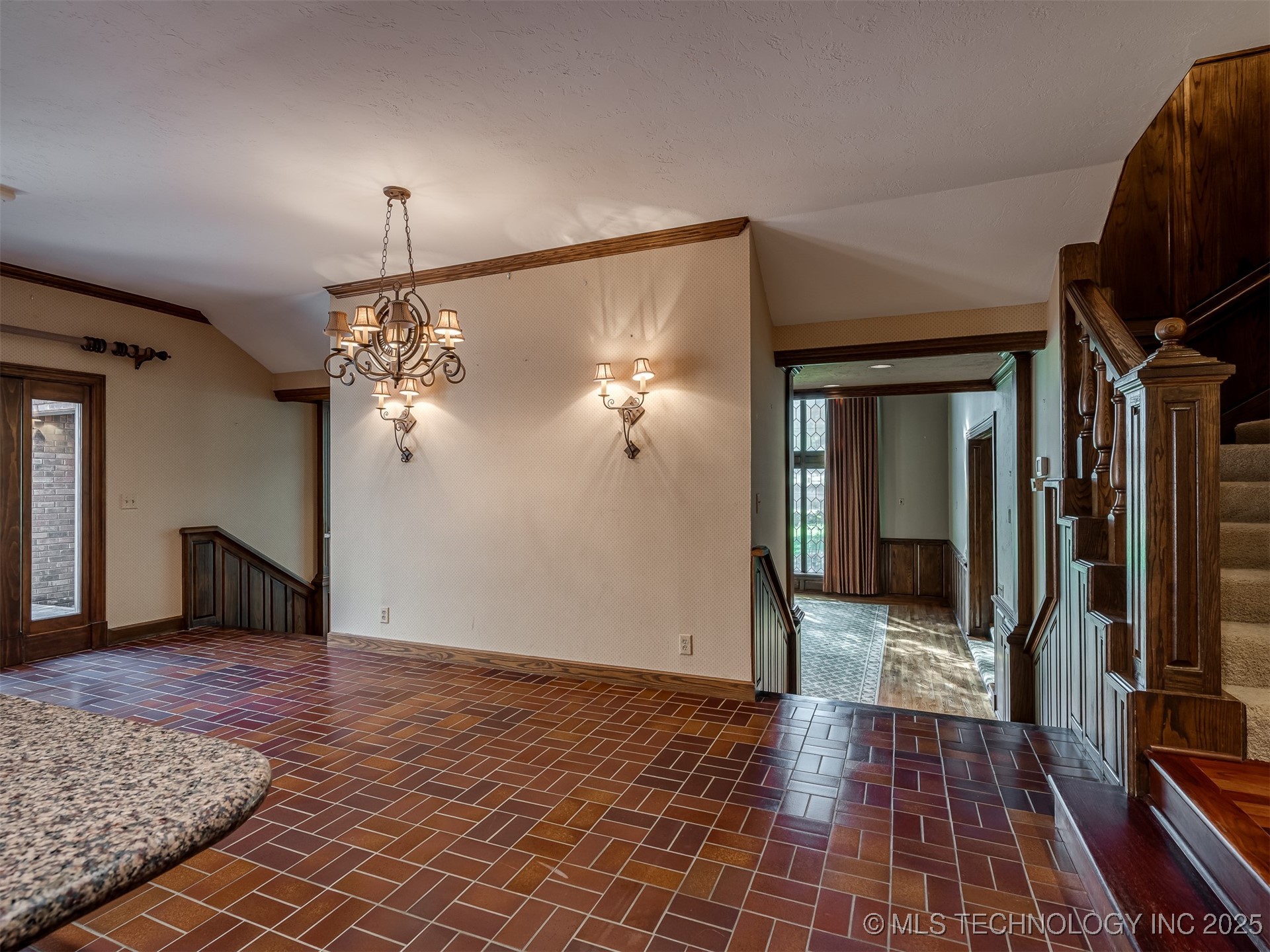 11475 S Yale Avenue Property Photo 25