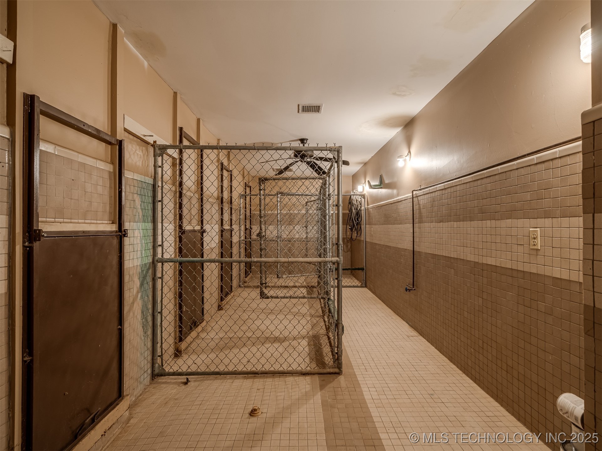 11475 S Yale Avenue Property Photo 63