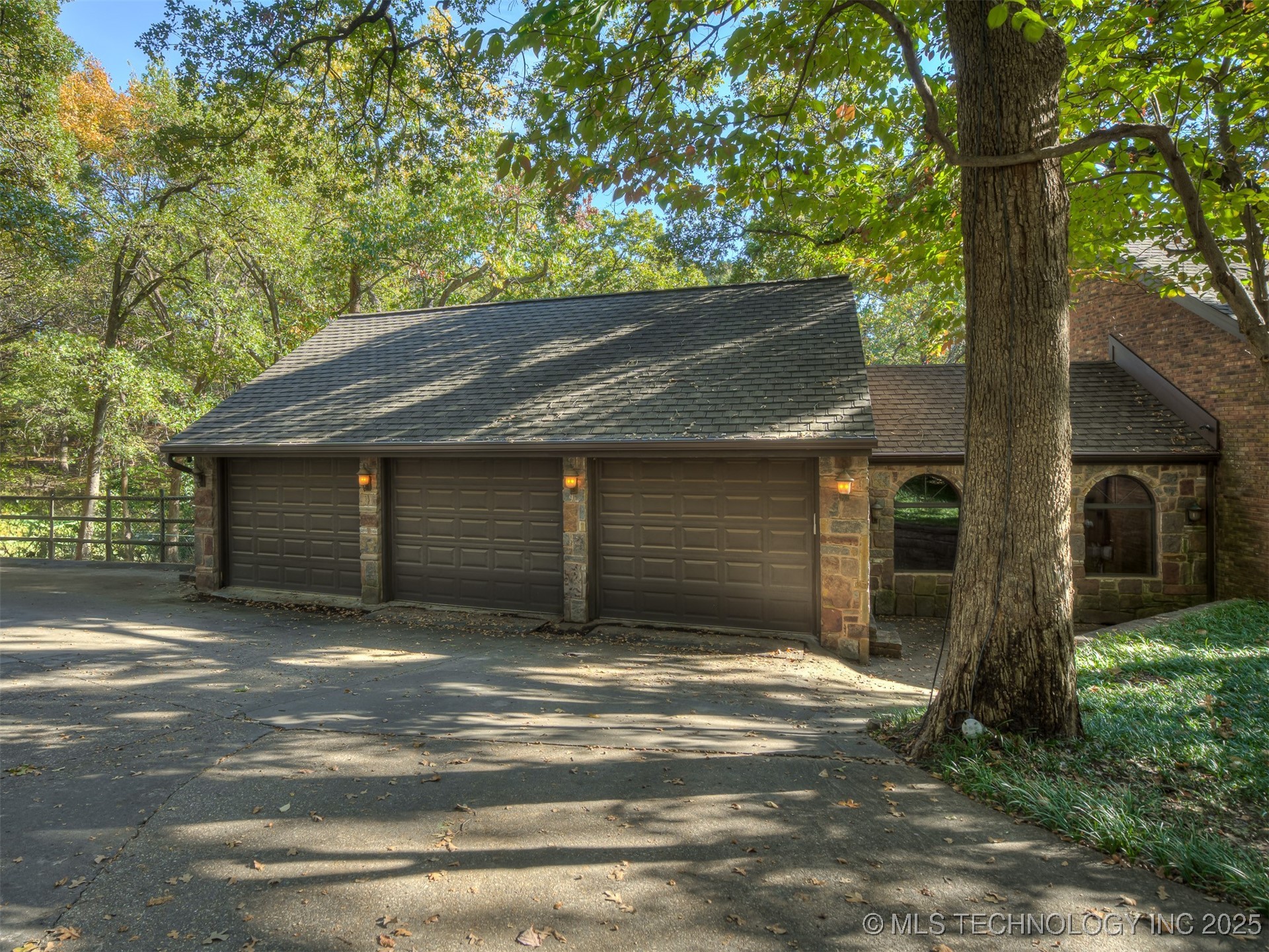 11475 S Yale Avenue Property Photo 67