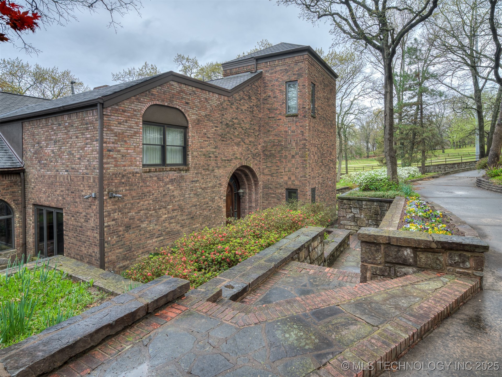 11475 S Yale Avenue Property Photo 89