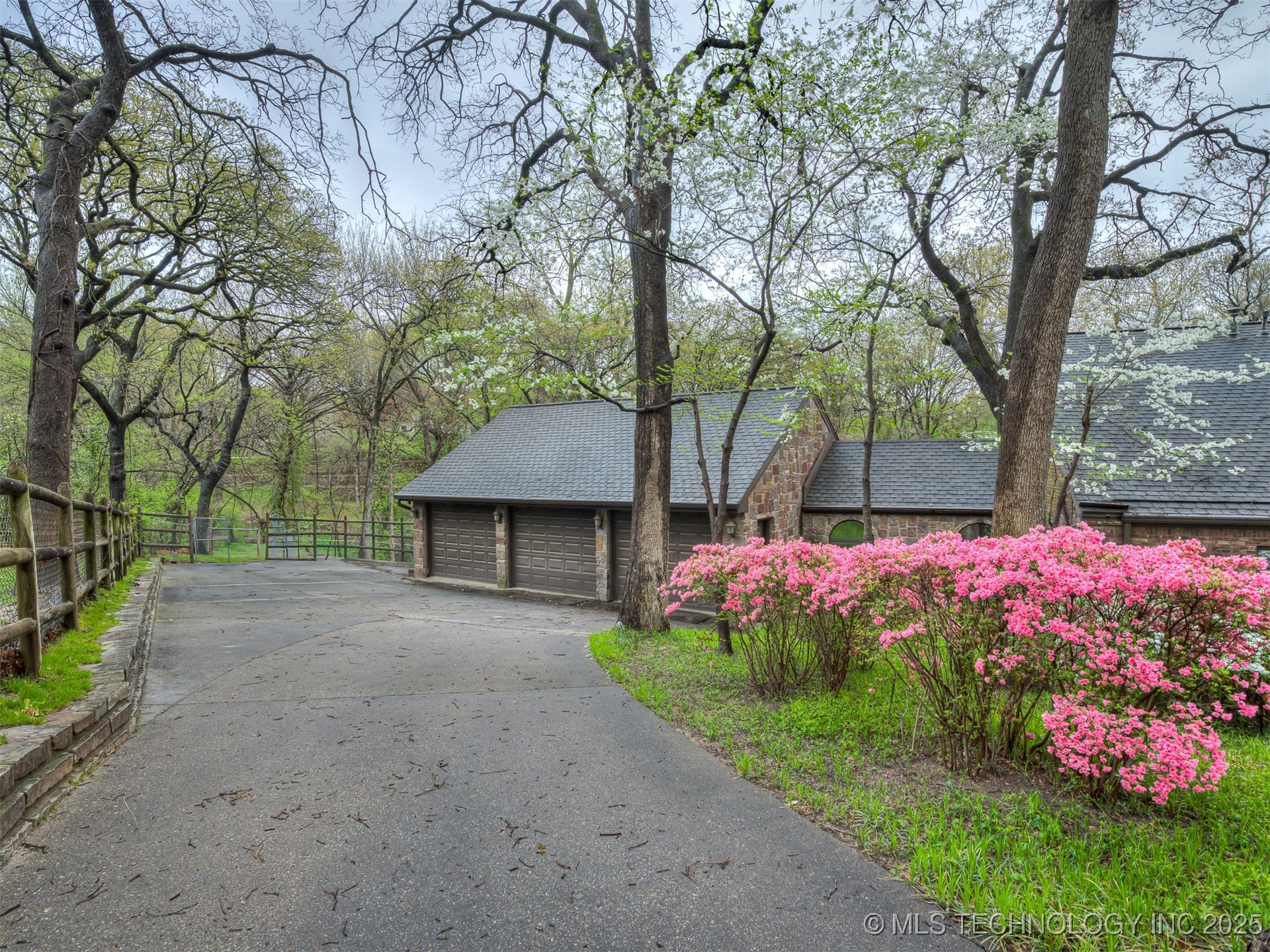 11475 S Yale Avenue Property Photo 94