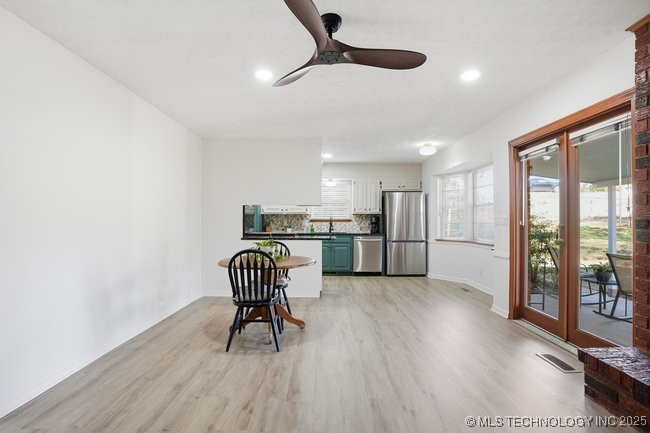 4367 Lakeside Drive Property Photo 13