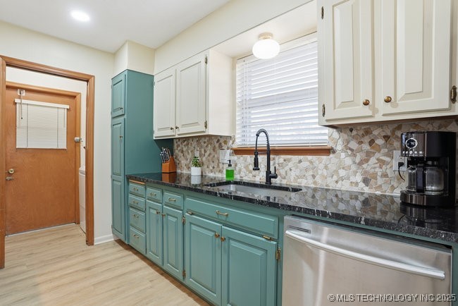 4367 Lakeside Drive Property Photo 19