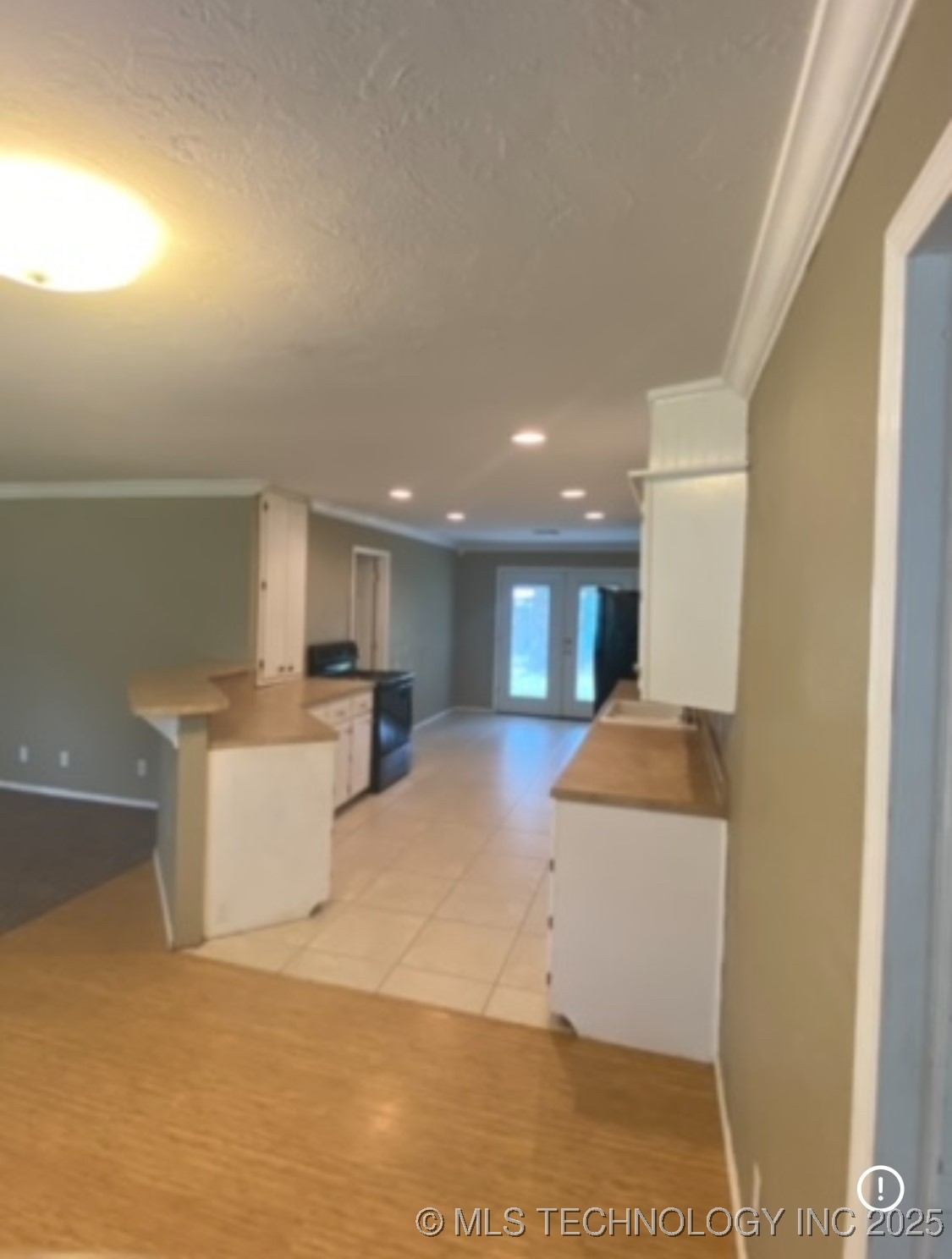 328 Pine Property Photo 5