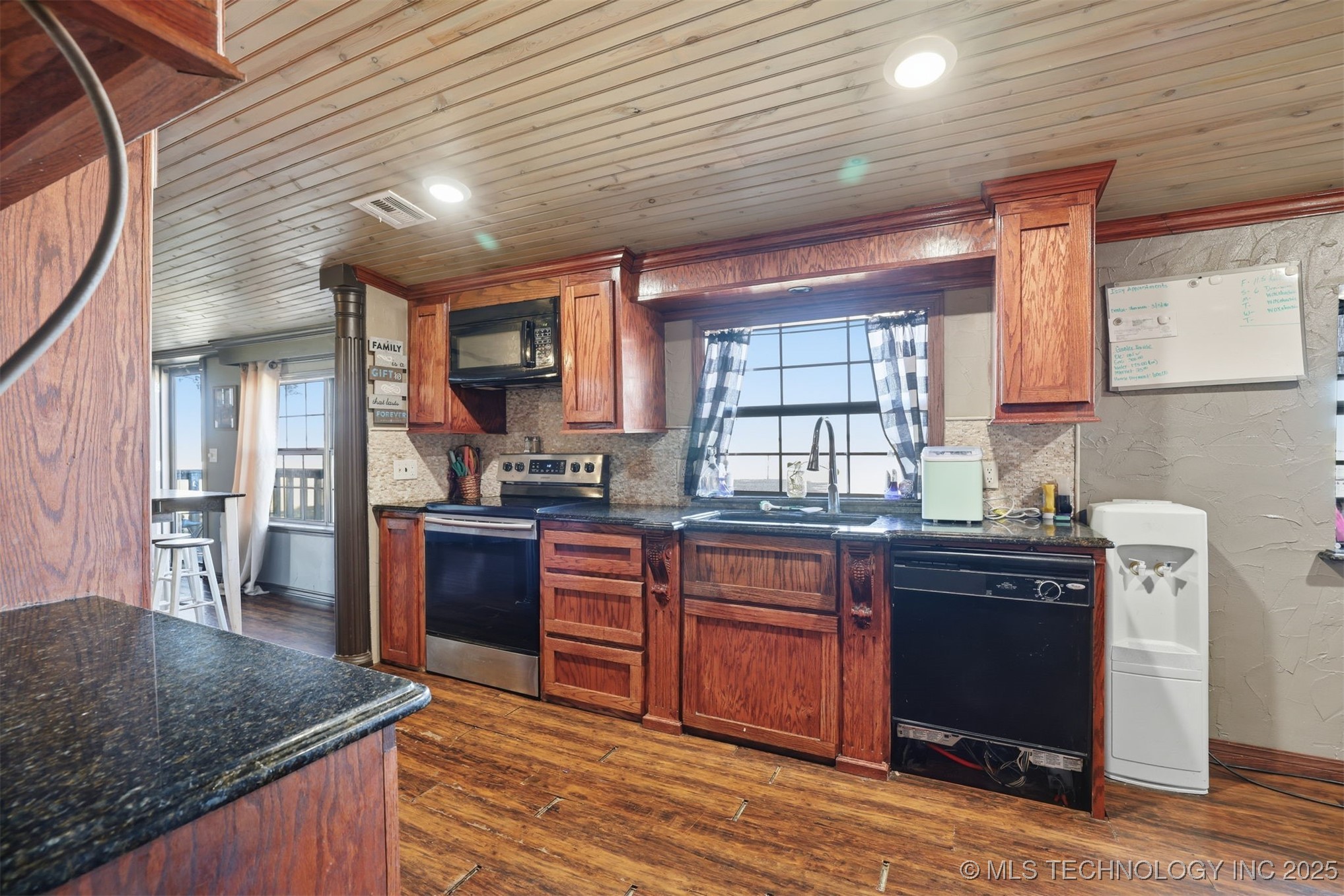 1827 Platter Property Photo 7