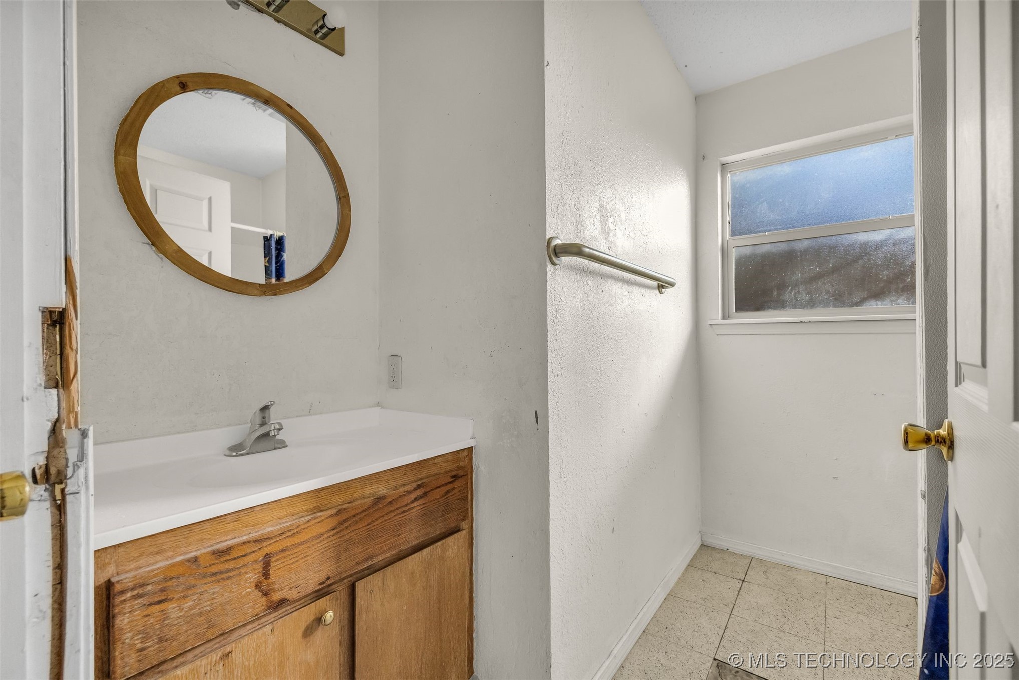 571 W 149th Place Property Photo 18