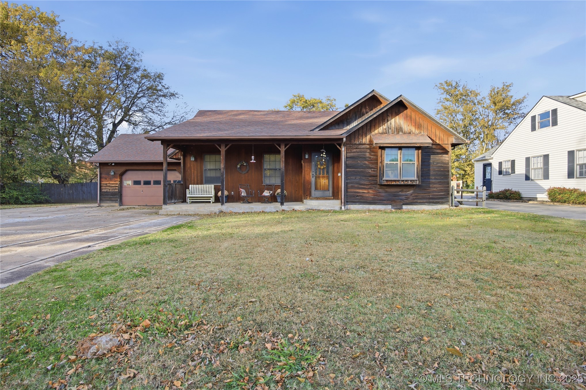 1812 Houston Street Property Photo 1