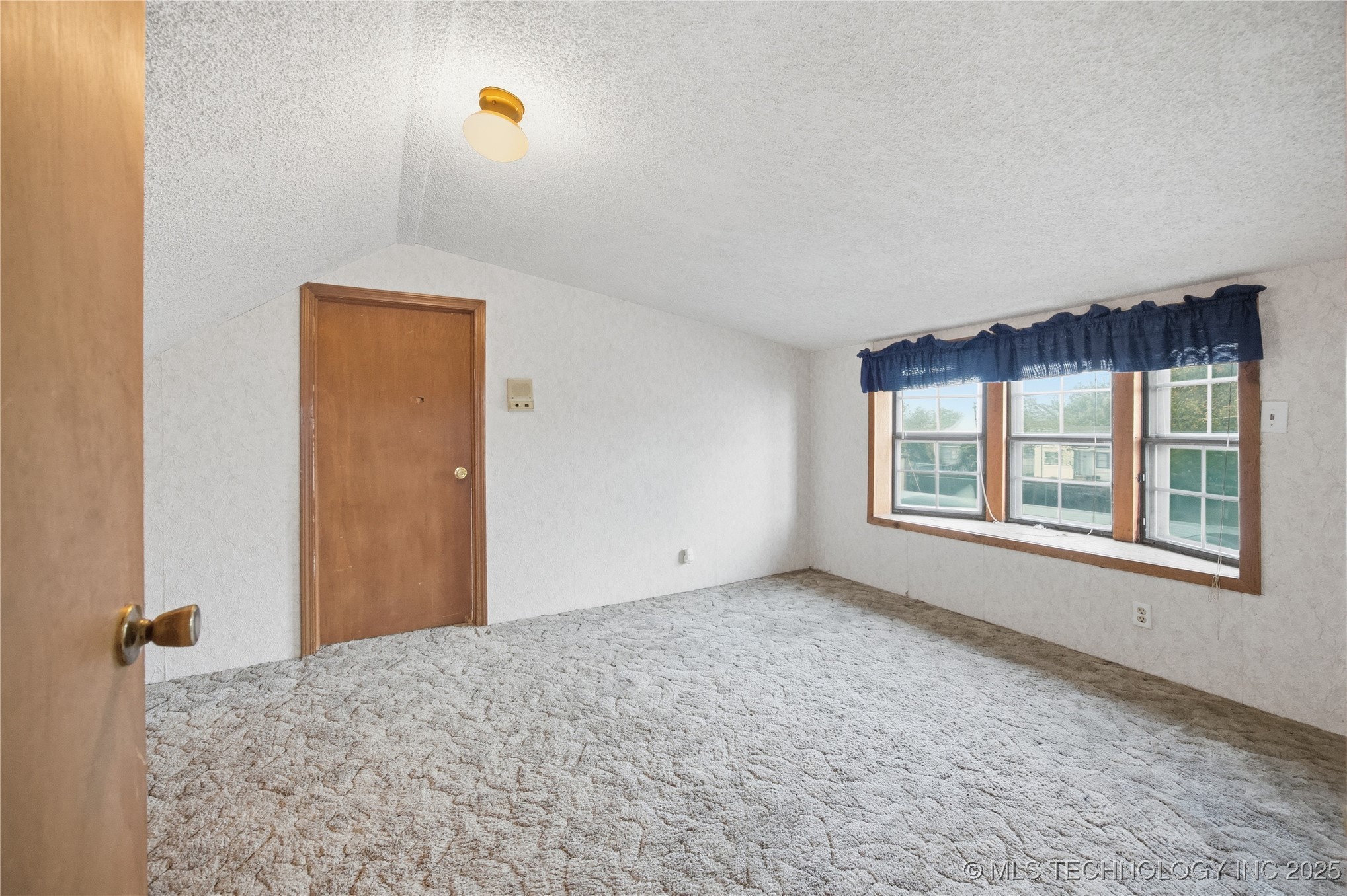 1812 Houston Street Property Photo 34