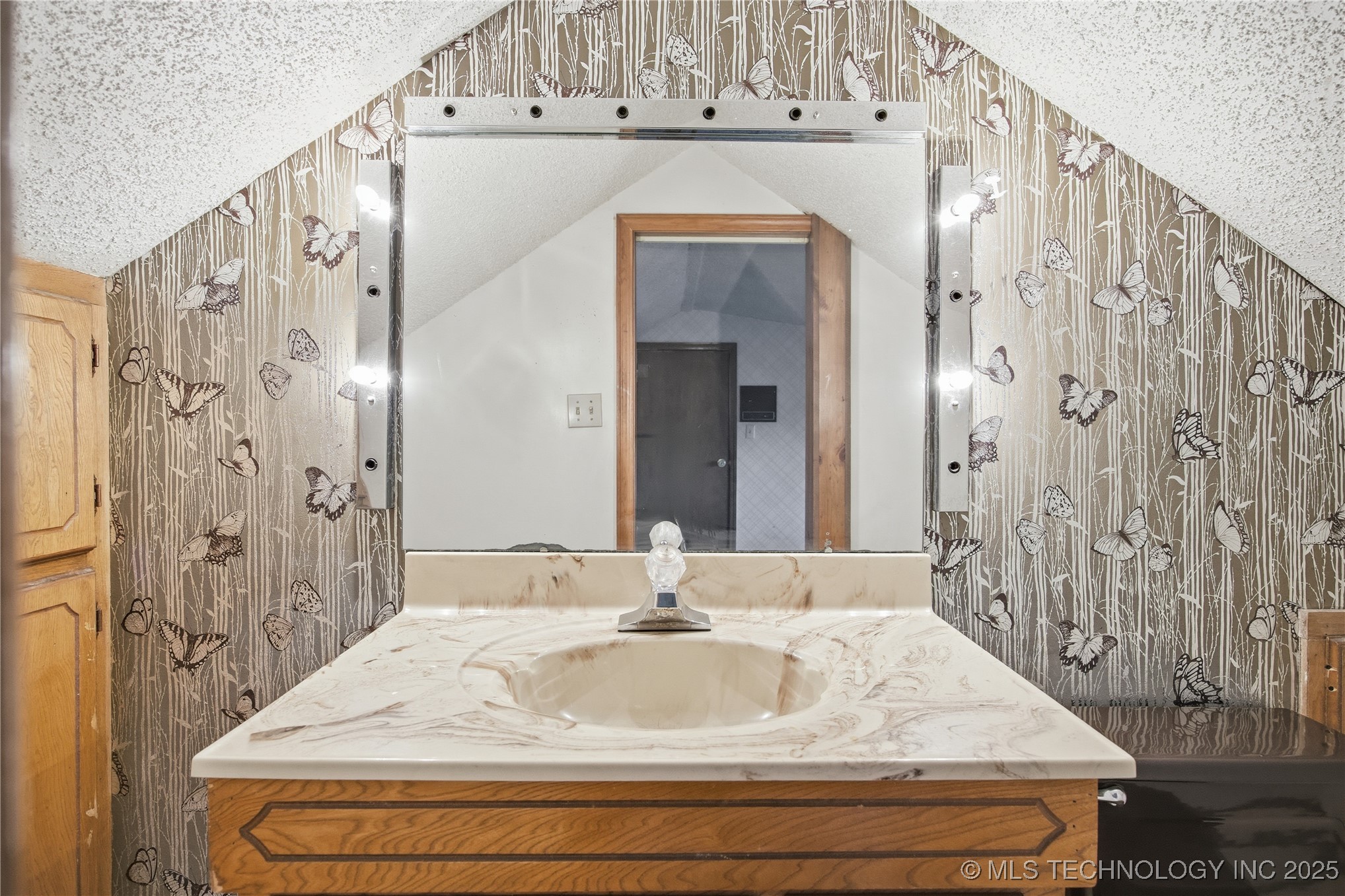 1812 Houston Street Property Photo 40