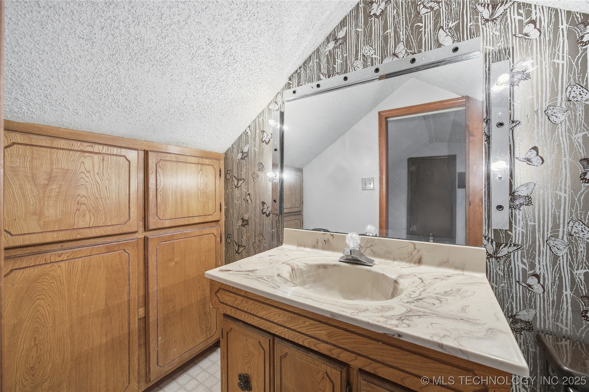 1812 Houston Street Property Photo 42