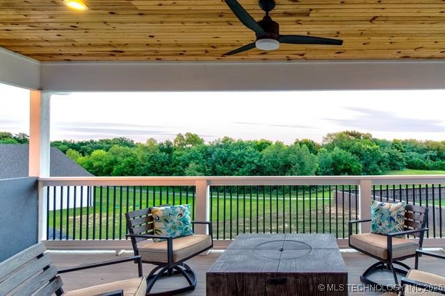 17243 S 21st East Avenue Property Photo 6