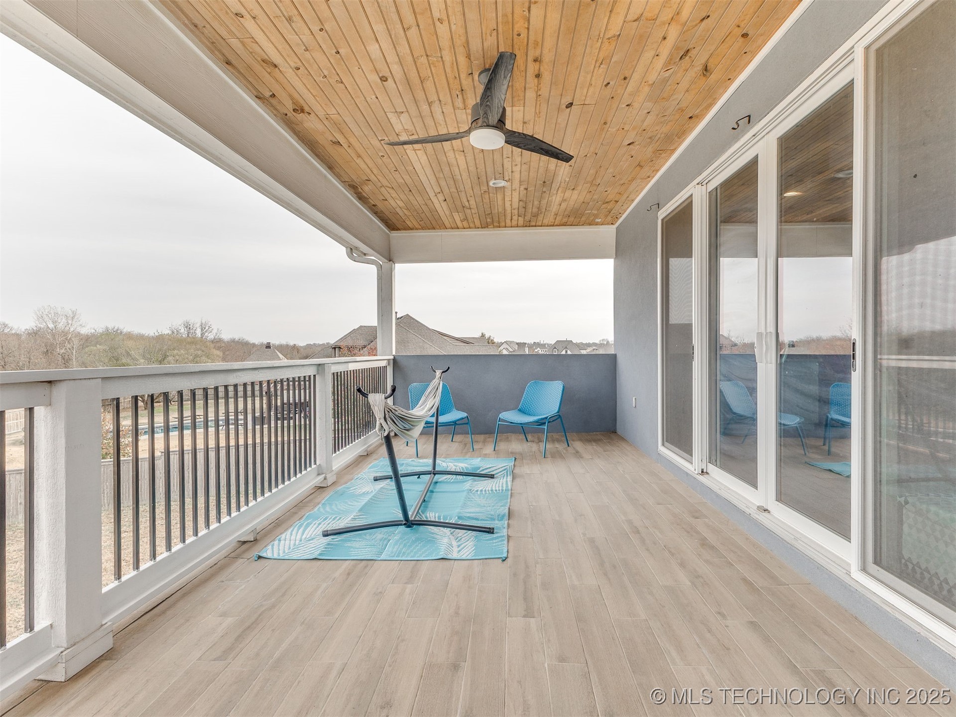 17243 S 21st East Avenue Property Photo 7