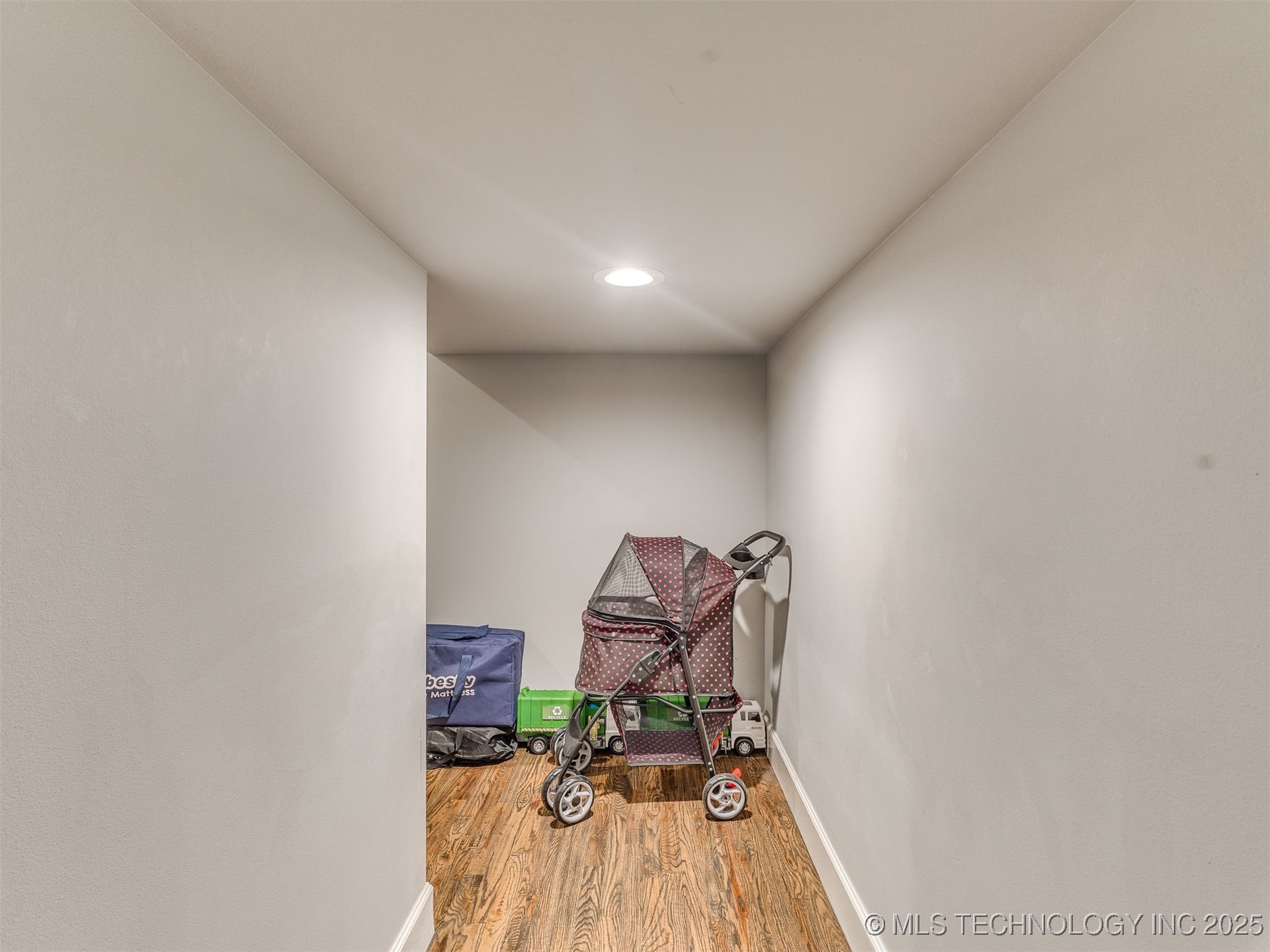 17243 S 21st East Avenue Property Photo 27