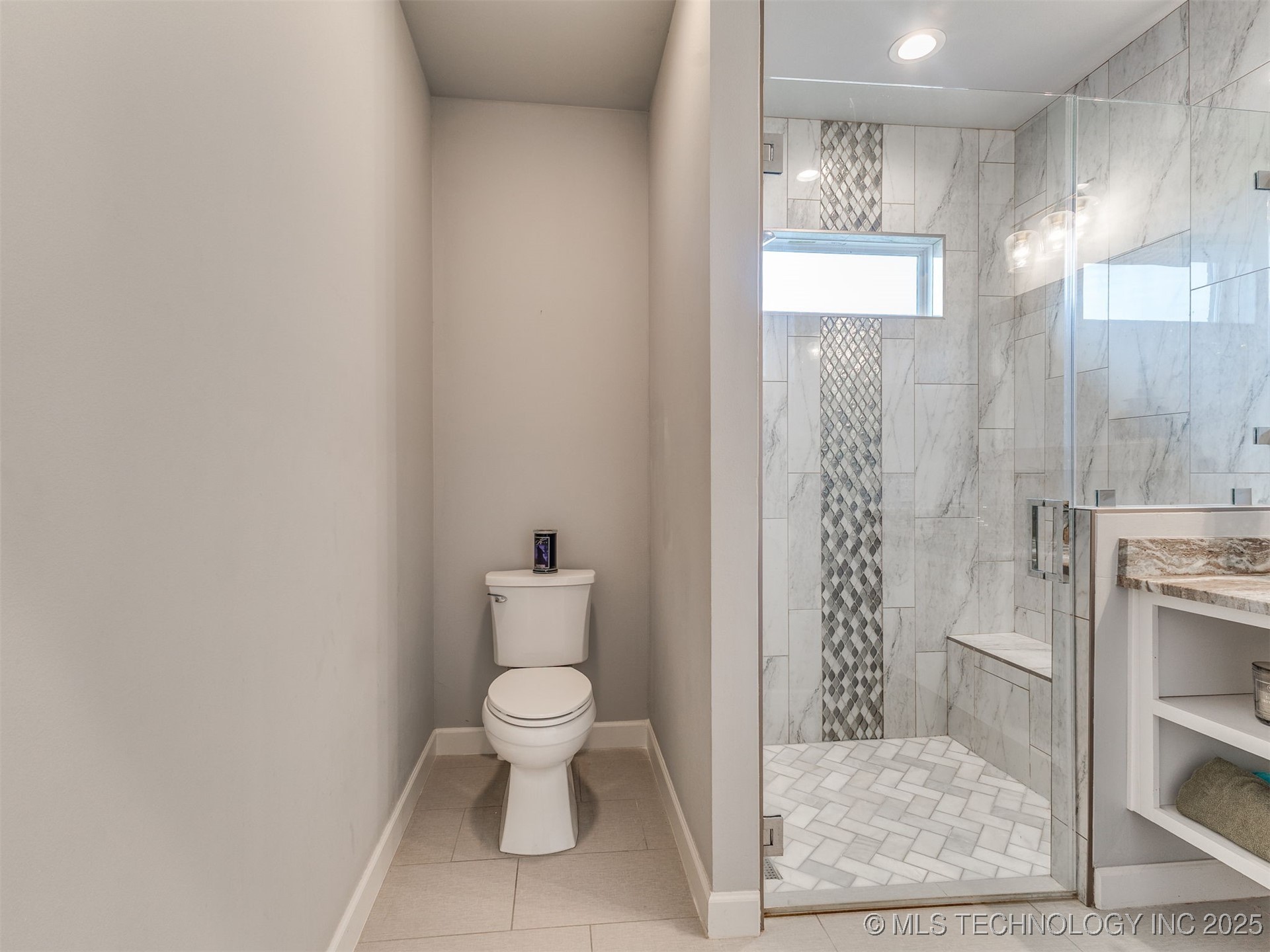 17243 S 21st East Avenue Property Photo 33