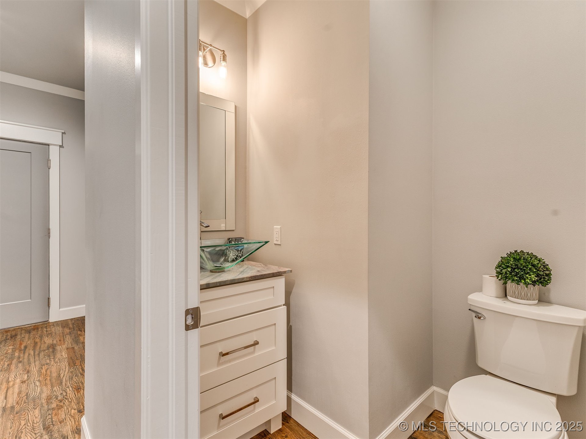 17243 S 21st East Avenue Property Photo 44