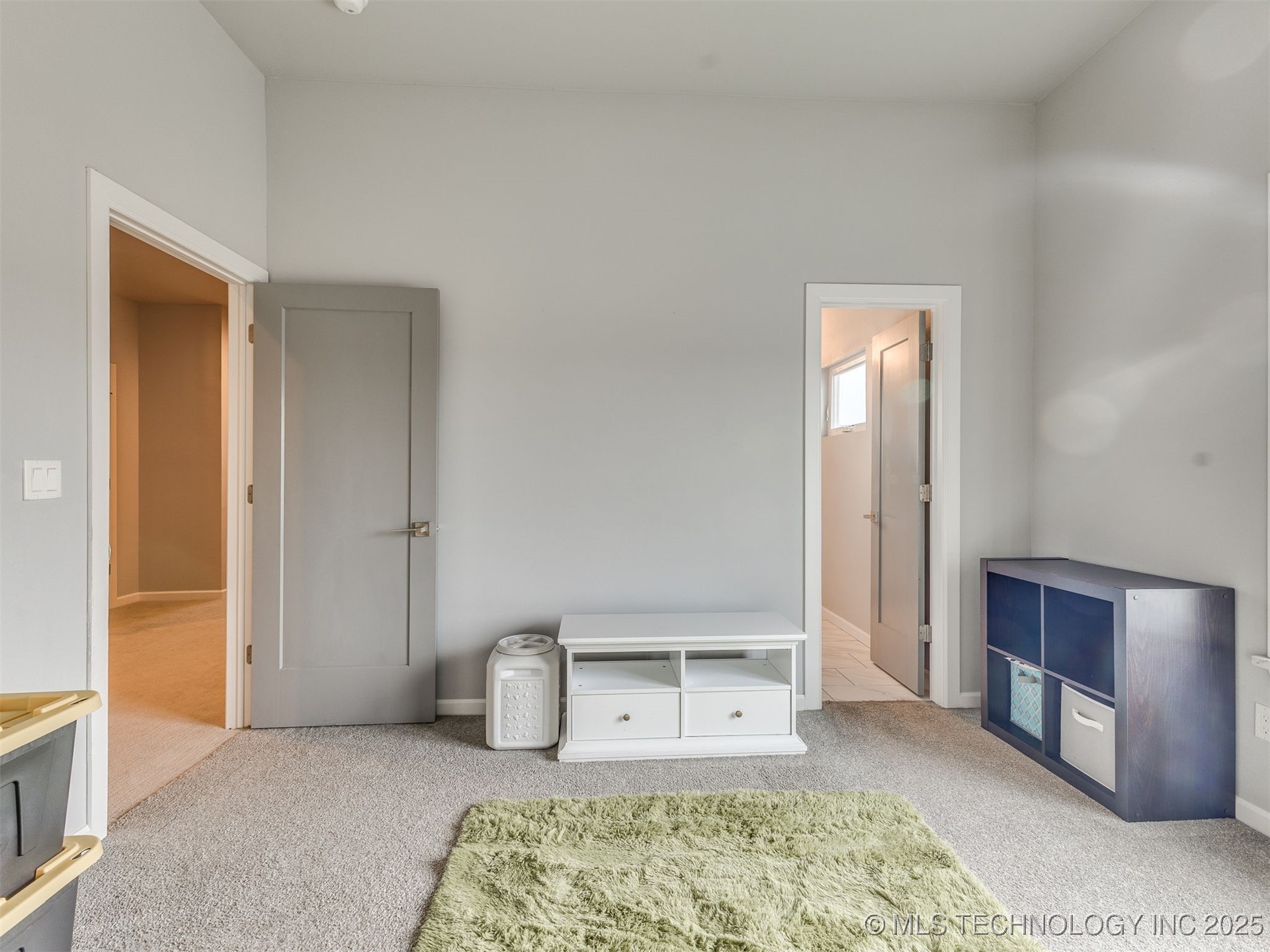 17243 S 21st East Avenue Property Photo 55