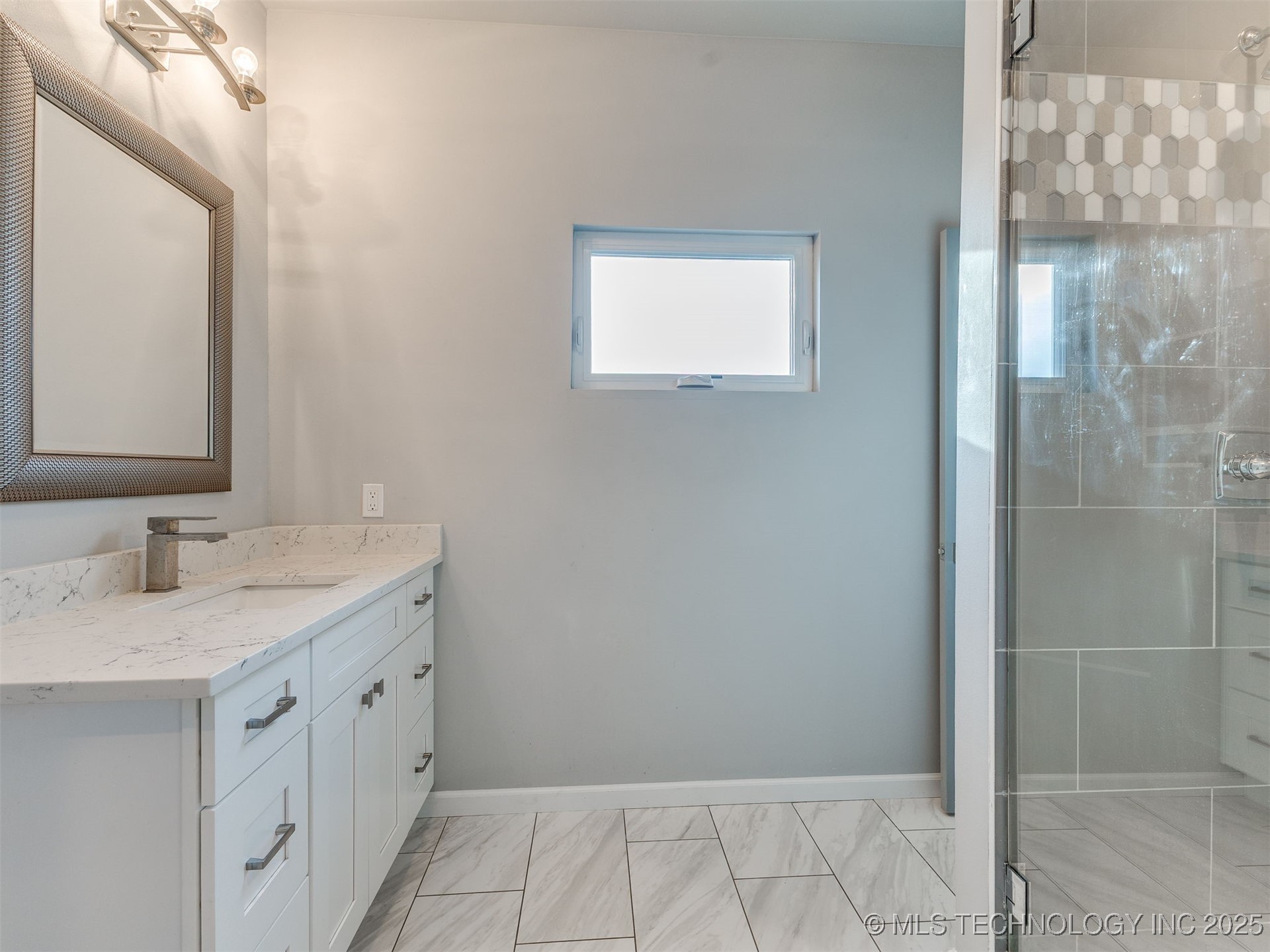 17243 S 21st East Avenue Property Photo 56