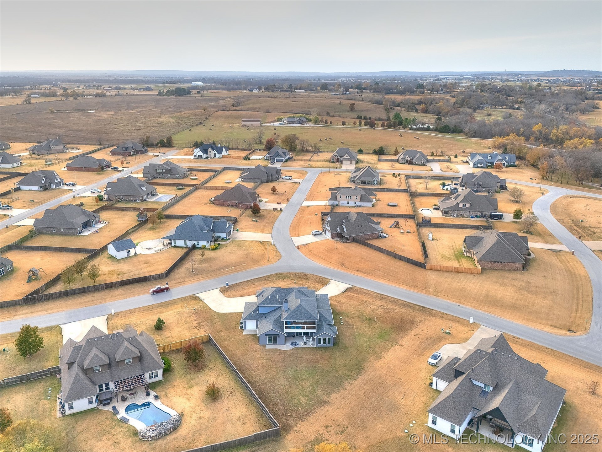 17243 S 21st East Avenue Property Photo 76