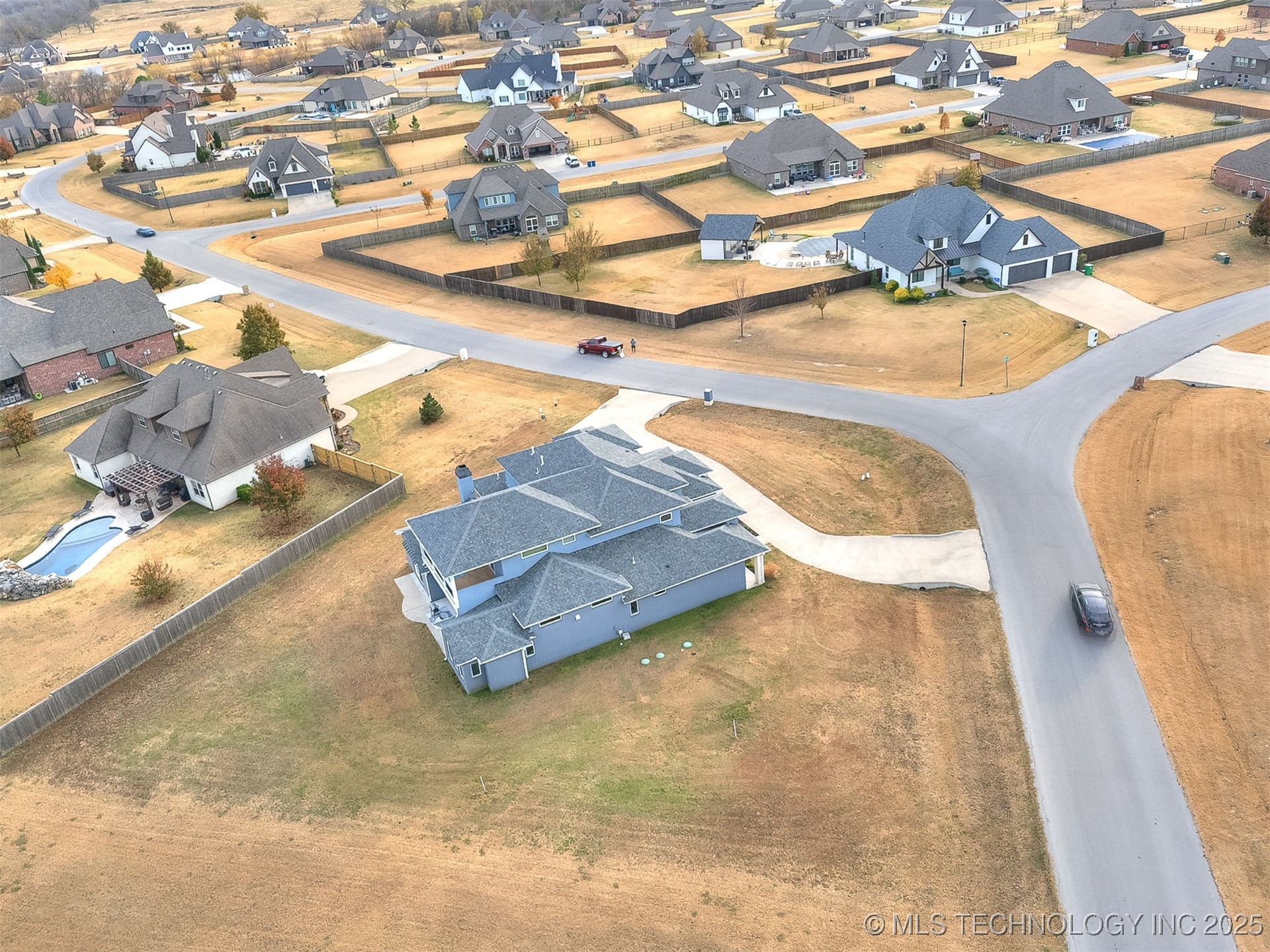 17243 S 21st East Avenue Property Photo 77