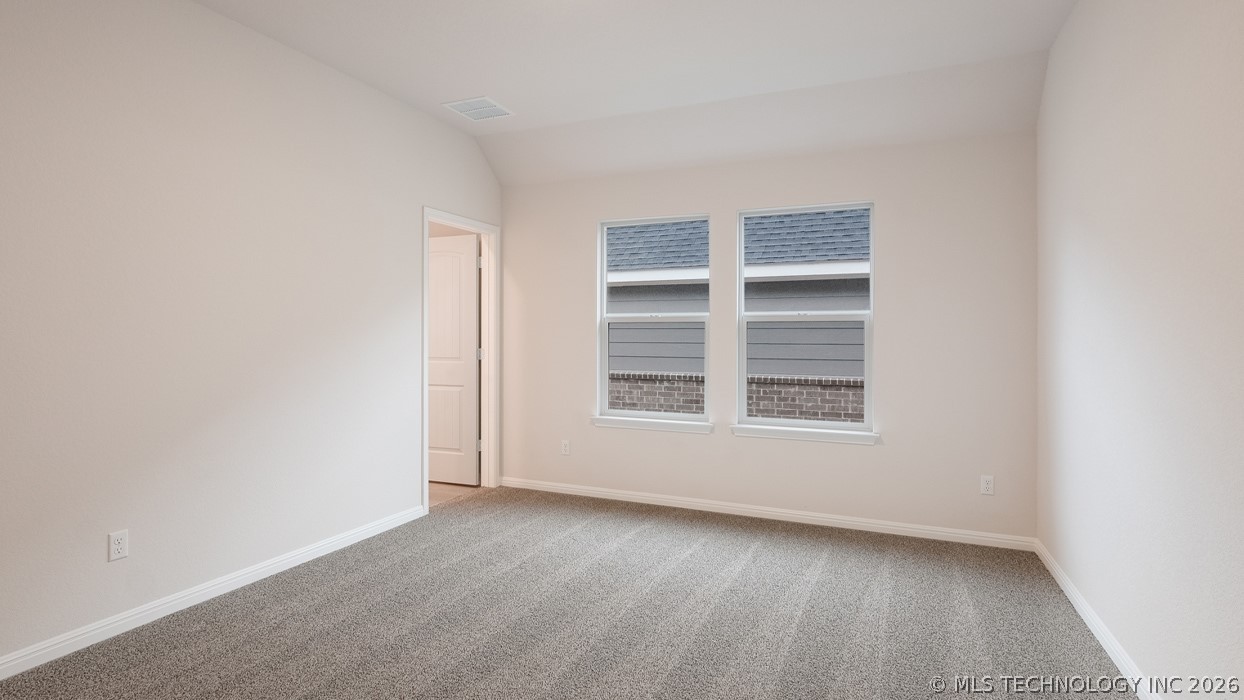 3510 N 35th Court Property Photo 12