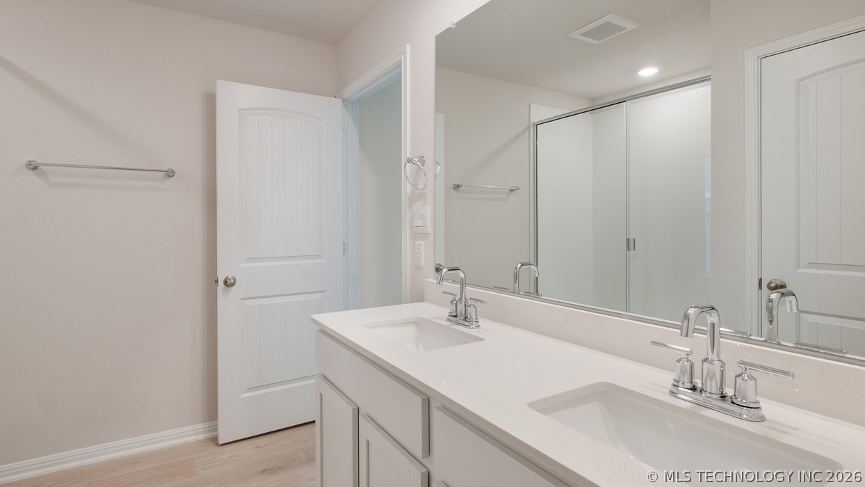 3510 N 35th Court Property Photo 15