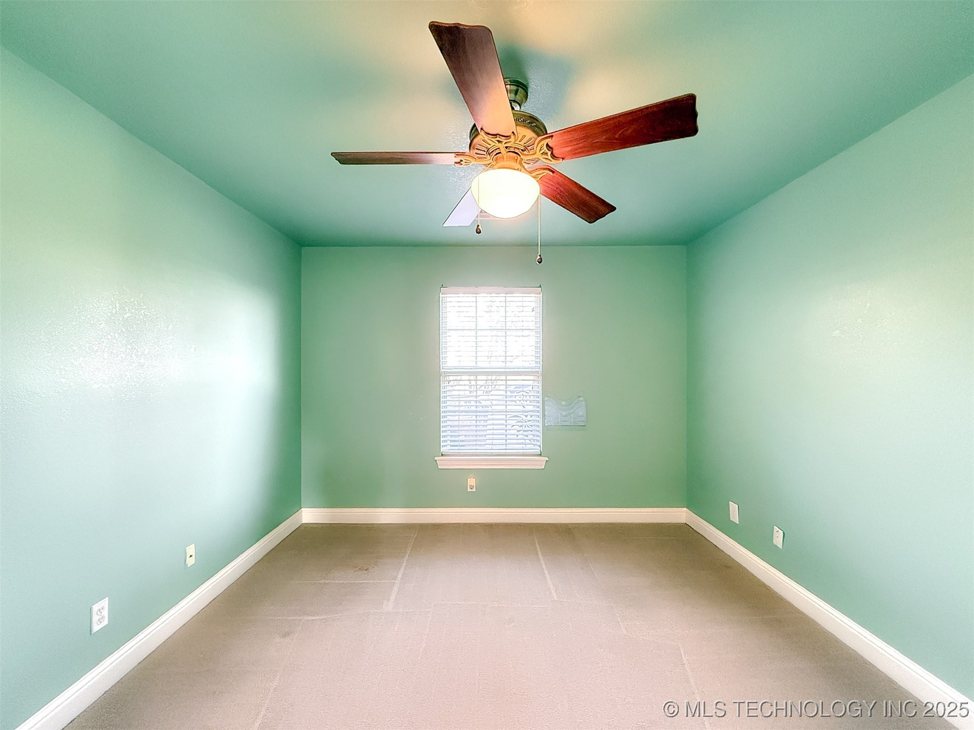 1205 Legacy Drive Property Photo 8