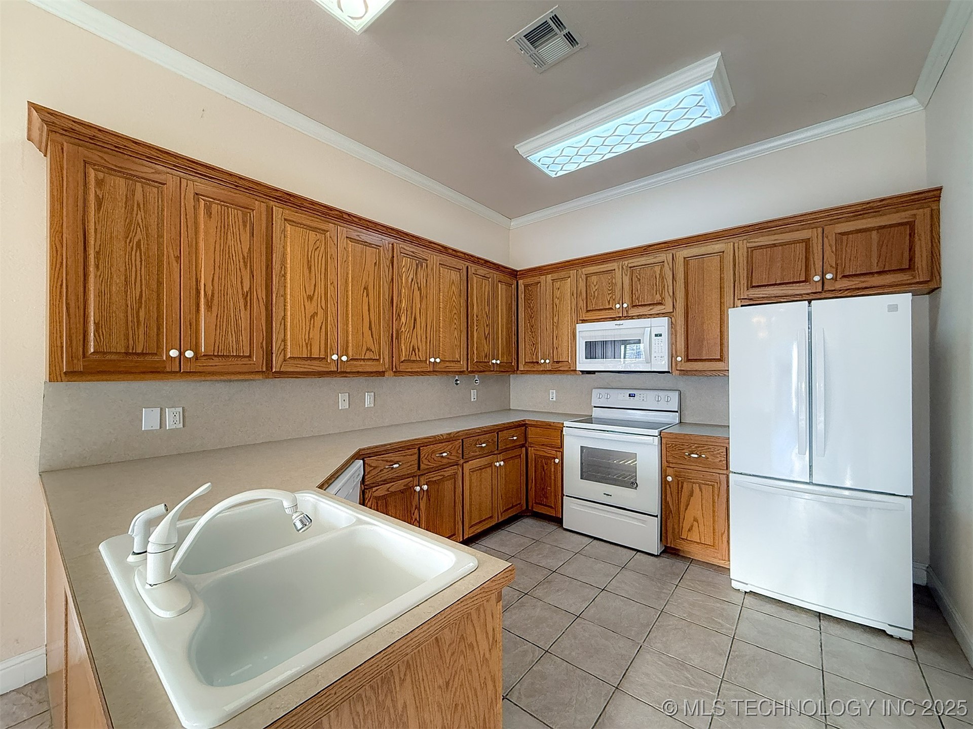 1205 Legacy Drive Property Photo 13